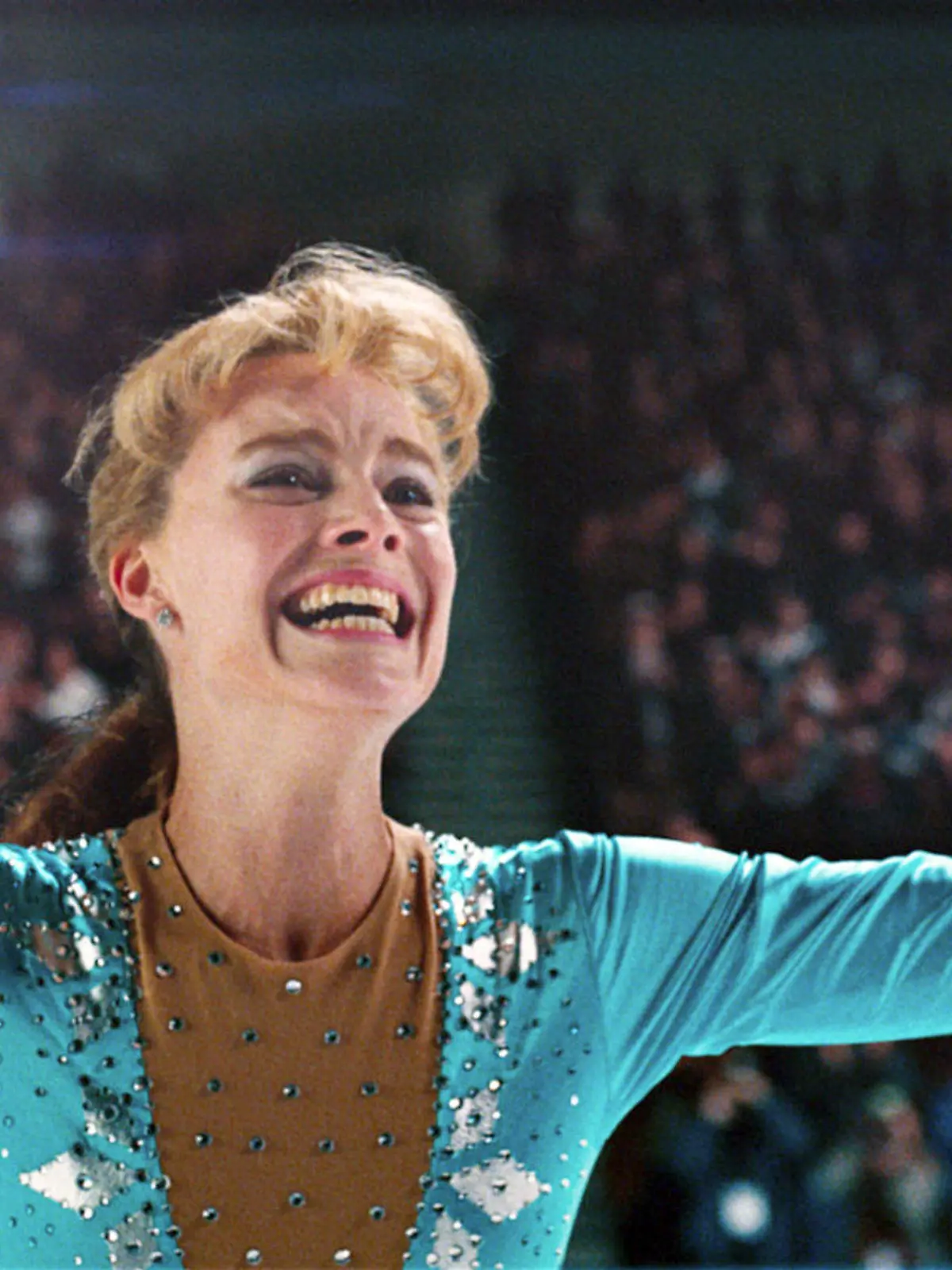 HANDOUT - Margot Robbie als Tonya Harding in einer Szene des Films "Tonya" (undatierte Filmszene). Der Film kommt am 22.03.2018 in die deutschen Kinos. (zu dpa-Kinostarts vom 15.03.2018) Foto: -/DCM Film/dpa - ACHTUNG: Nur zur redaktionellen Verwendung im Zusammenhang mit einer Berichterstattung über den Film und nur mit vollständiger Nennung des vorstehenden Credits +++ dpa-Bildfunk +++