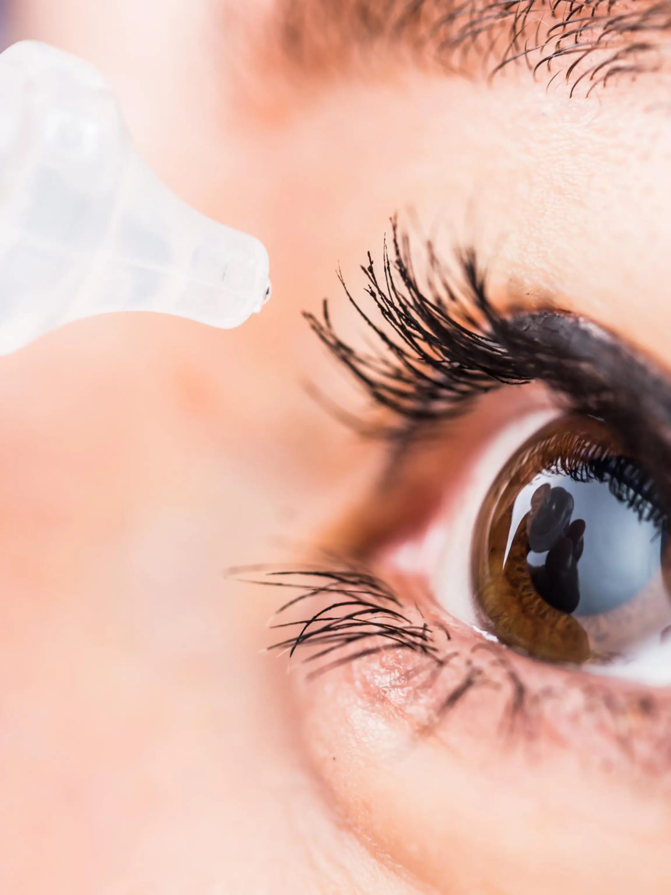 Nie wieder eine Brille? Augentropfen aus Israel sollen es möglich machen.