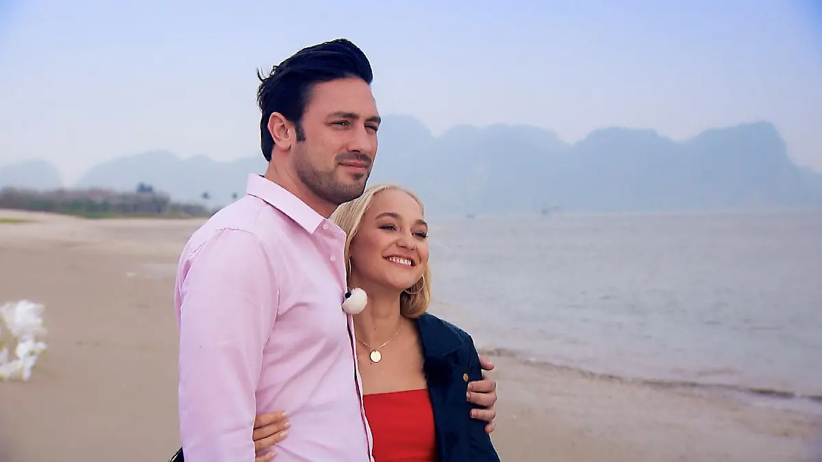 Daniel und Svenja genießen die gemeinsame Zeit in Vietnam.