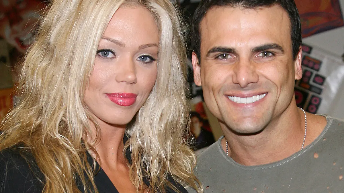 LOS ANGELES, CA - MAY 27:  (L-R) Jeremy Jackson and Loni Willison attend the Rhino Records Pop Up Store Opening Night Party at Rhino Records Pop Up Store on May 27, 2011 in Los Angeles, California.  (Photo by Jonathan Leibson/FilmMagic)