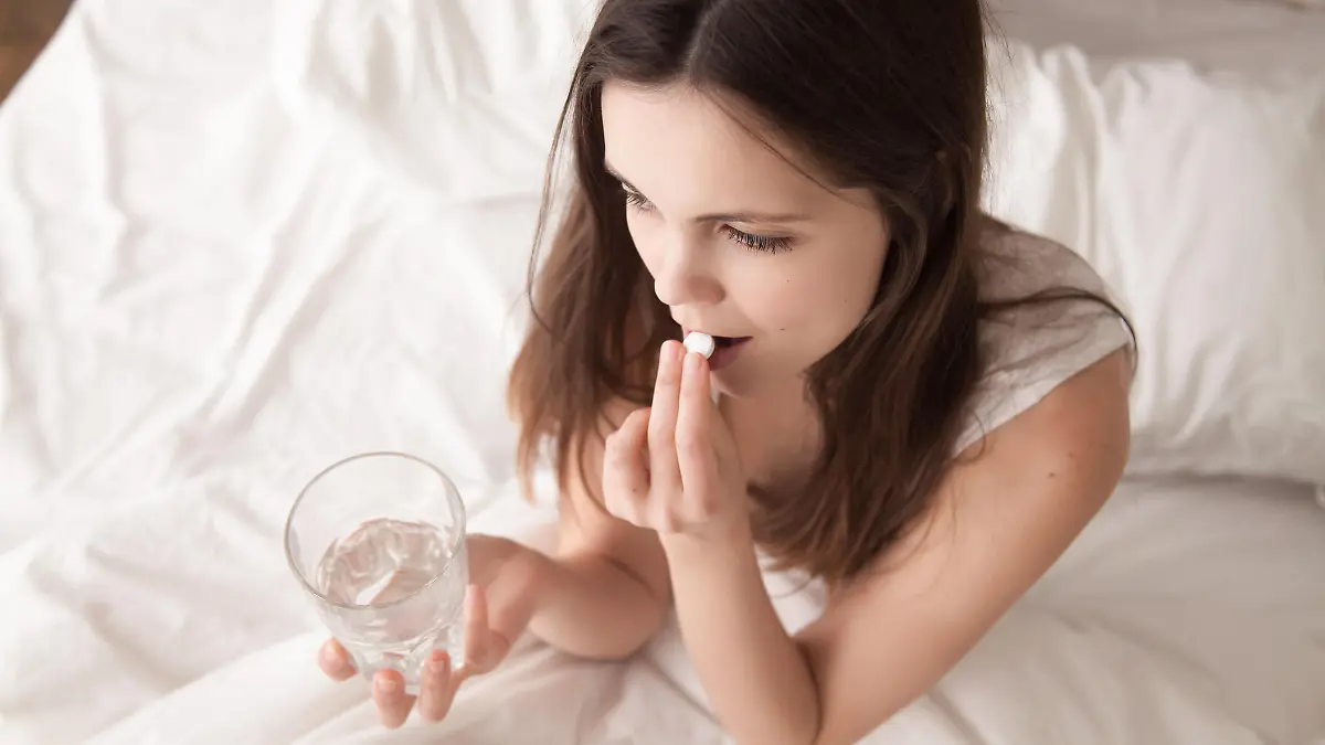 Vitamine lieber nicht auf leeren Magen einnehmen Magenprobleme drohen