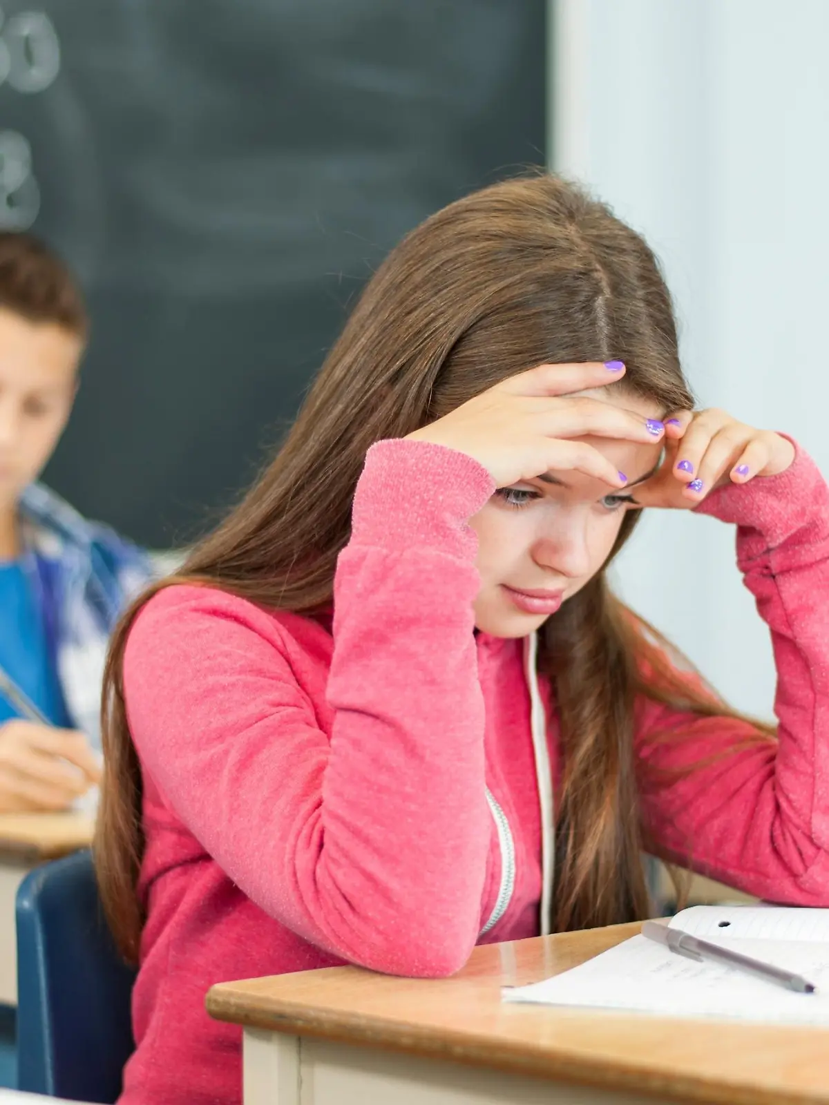 Bild zu: "Warum so viele Kinder schon unter Kopfschmerzen leiden"