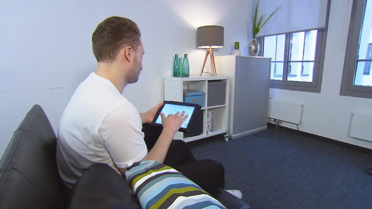 Online oder im Laden shoppen? Wir zeigen Ihnen, wo Sie günstiger einkaufen