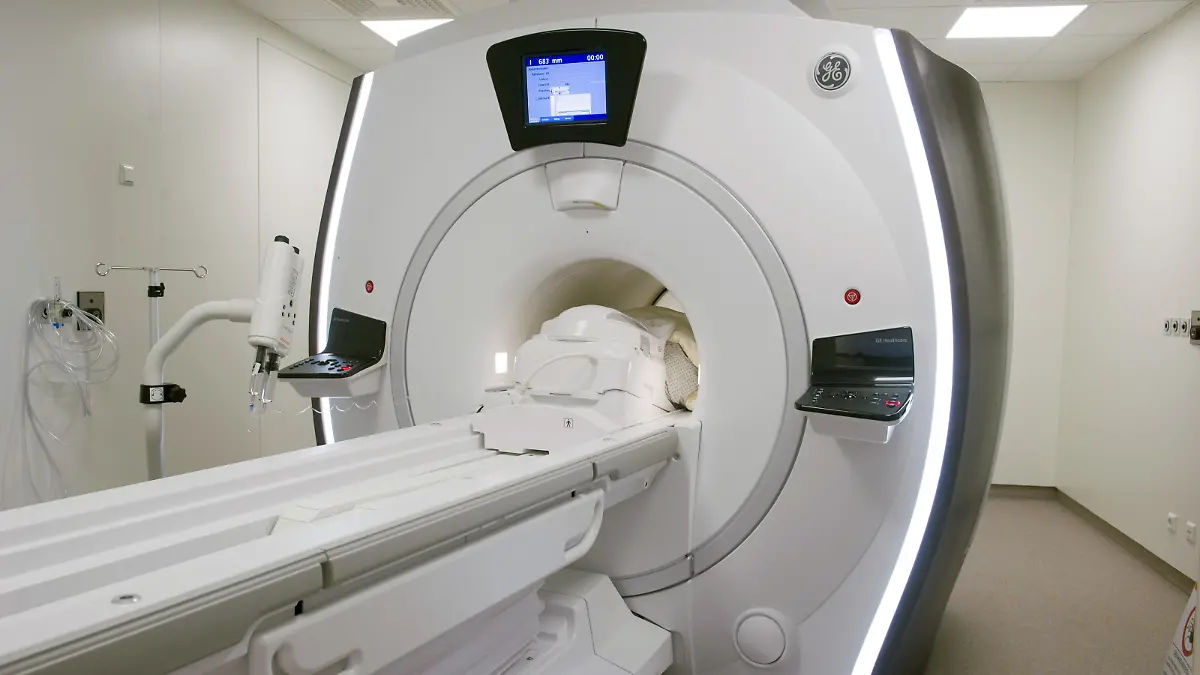 Ein Magnetresonanztomograph (MRT) in einem Krankenhaus (Symbolbild).