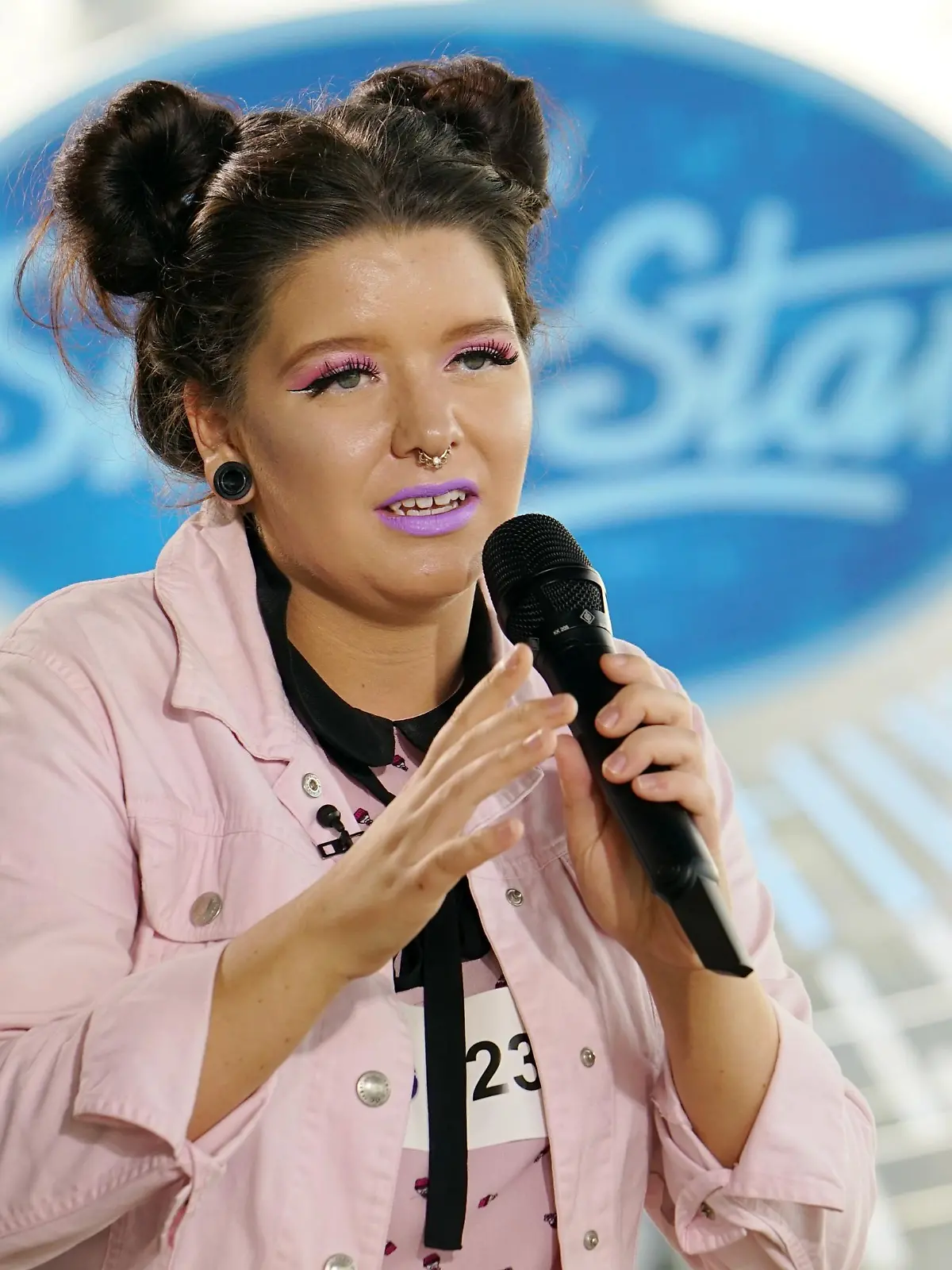 Vanessa Plementas aus Oberhausen.
