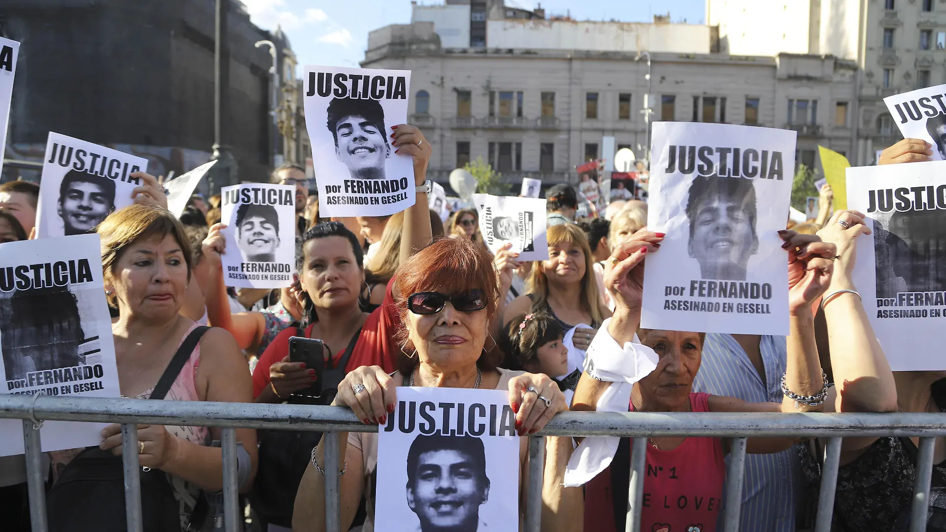 BUENOS AIRES, ARGENTINA - FEBRUARY 19: Thousands of people gather in front of the Congress to demand justice after a month of the murder of Fernando Baez Sosa, killed by a group of rugby players, in Buenos Aires, Argentina, on February 19, 2020. Mariano Gabriel Sanchez / Anadolu Agency