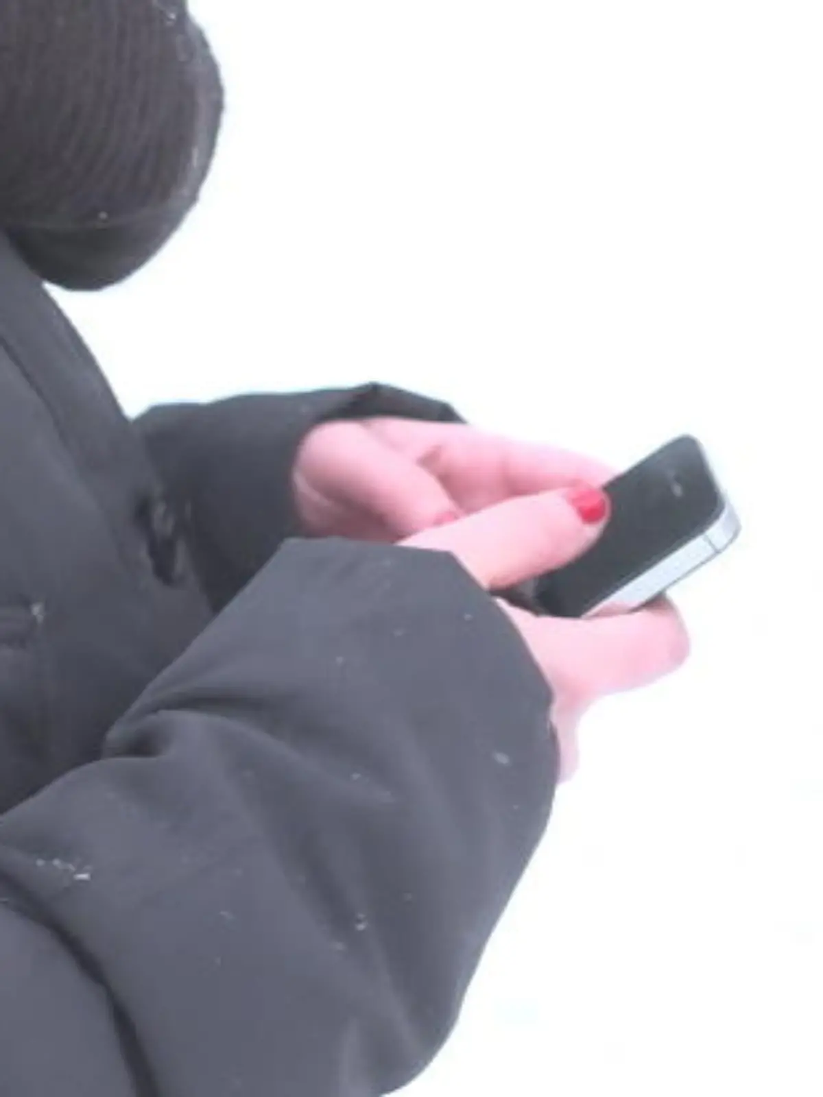 Bild zu: "Wie schütze ich das Handy im Winter?"