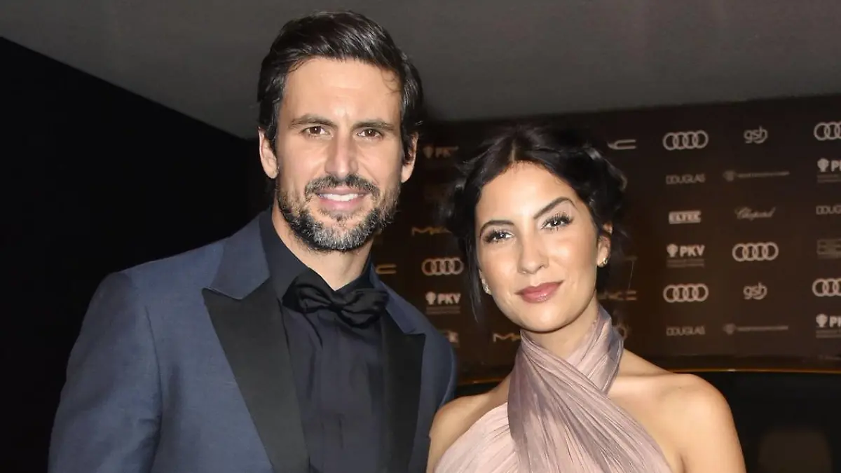 Tom Beck und Chryssanthi Kavazi bei der 25. Festlichen Operngala für die Deutsche Aids Stiftung in der Deutschen Oper. Berlin, 03.11.2018 *** Tom Beck and Chryssanthi Kavazi at the 25th Festive Opera Gala for the German Aids Foundation at the Deutsche Oper Berlin 03 11 2018 Foto:xN.xKubelkax/xFuturexImage  