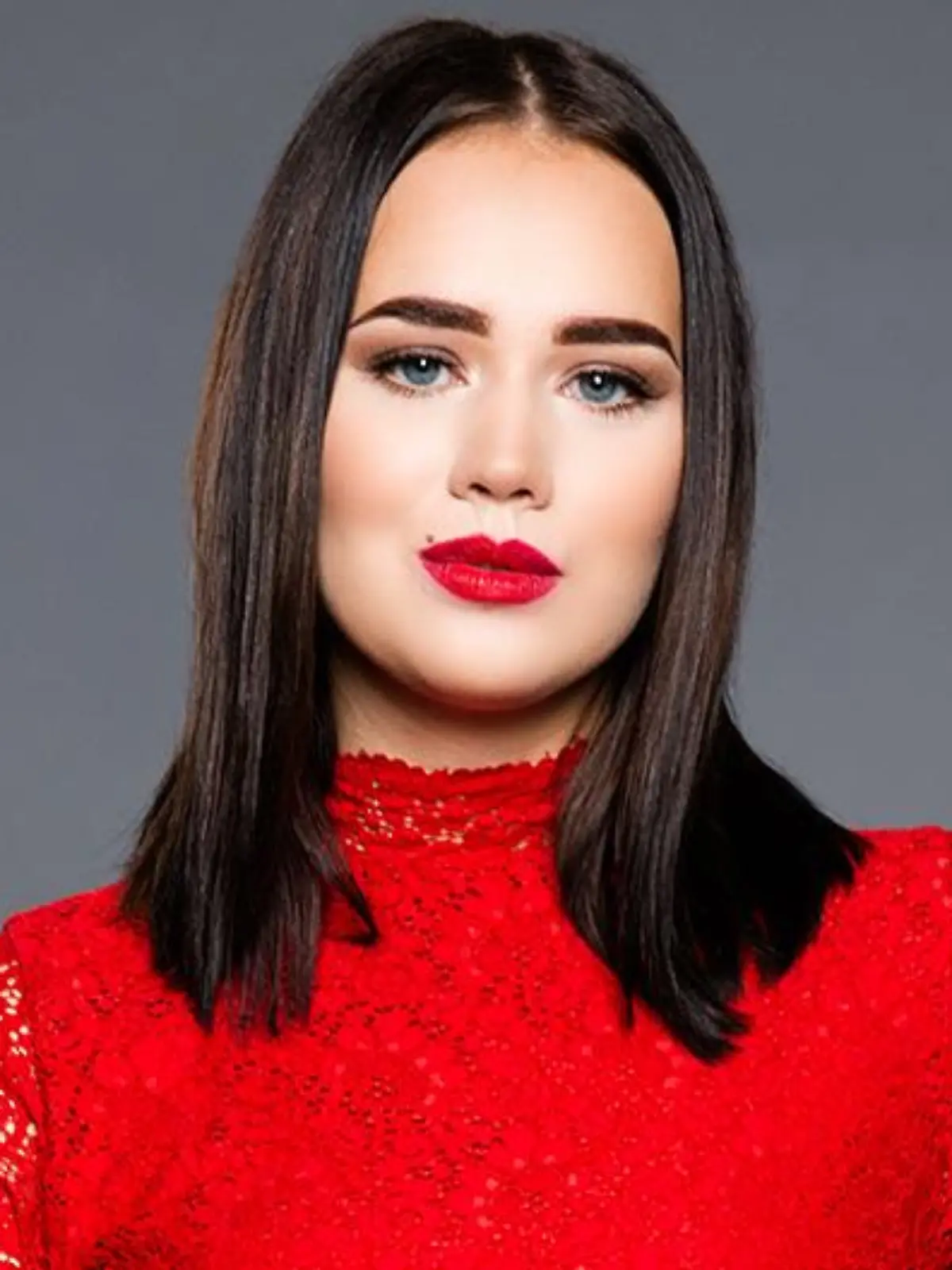 00Bachelor2018 Amelie 940x529.png