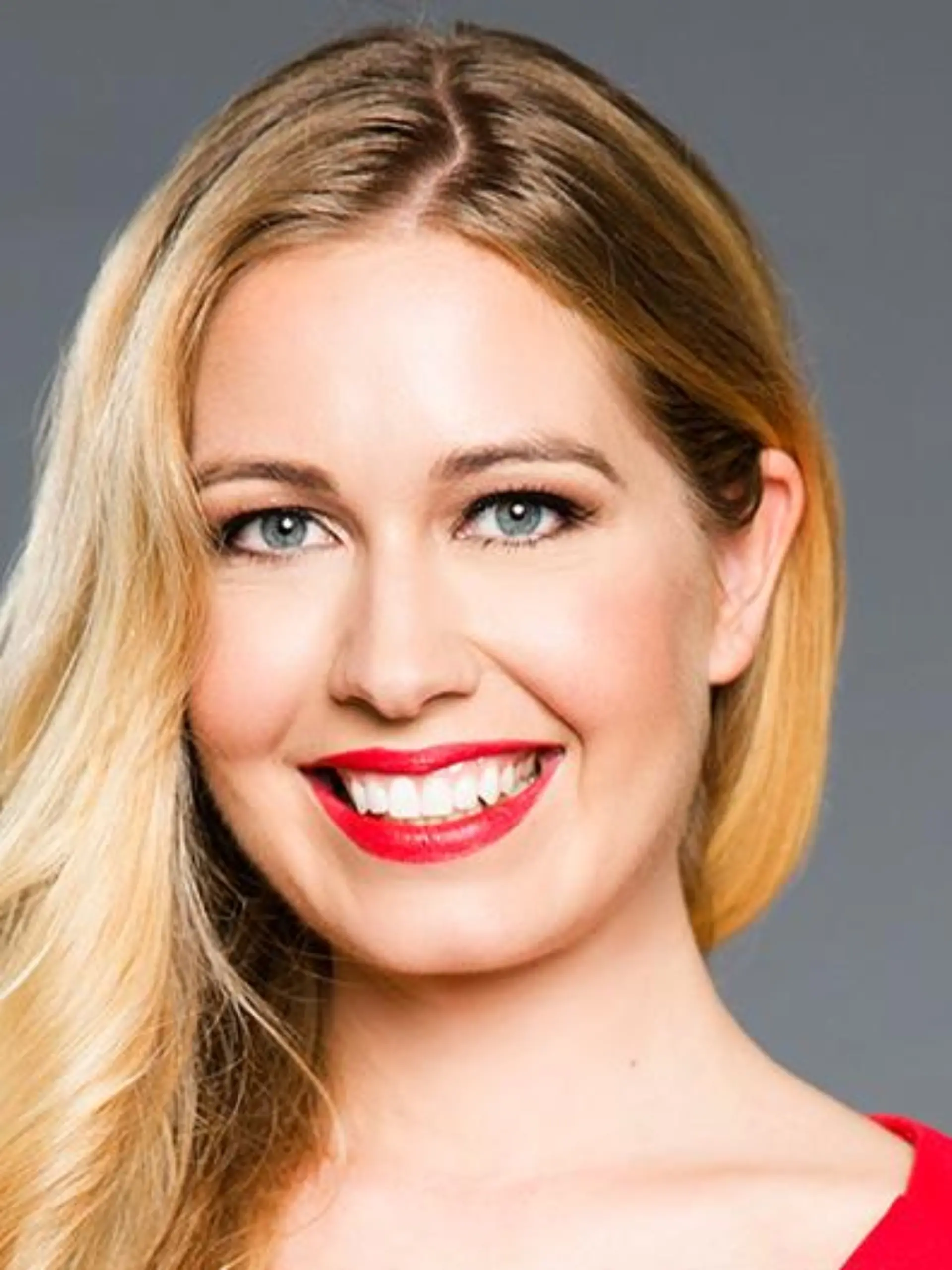 00Bachelor2018 Claudia 940x529