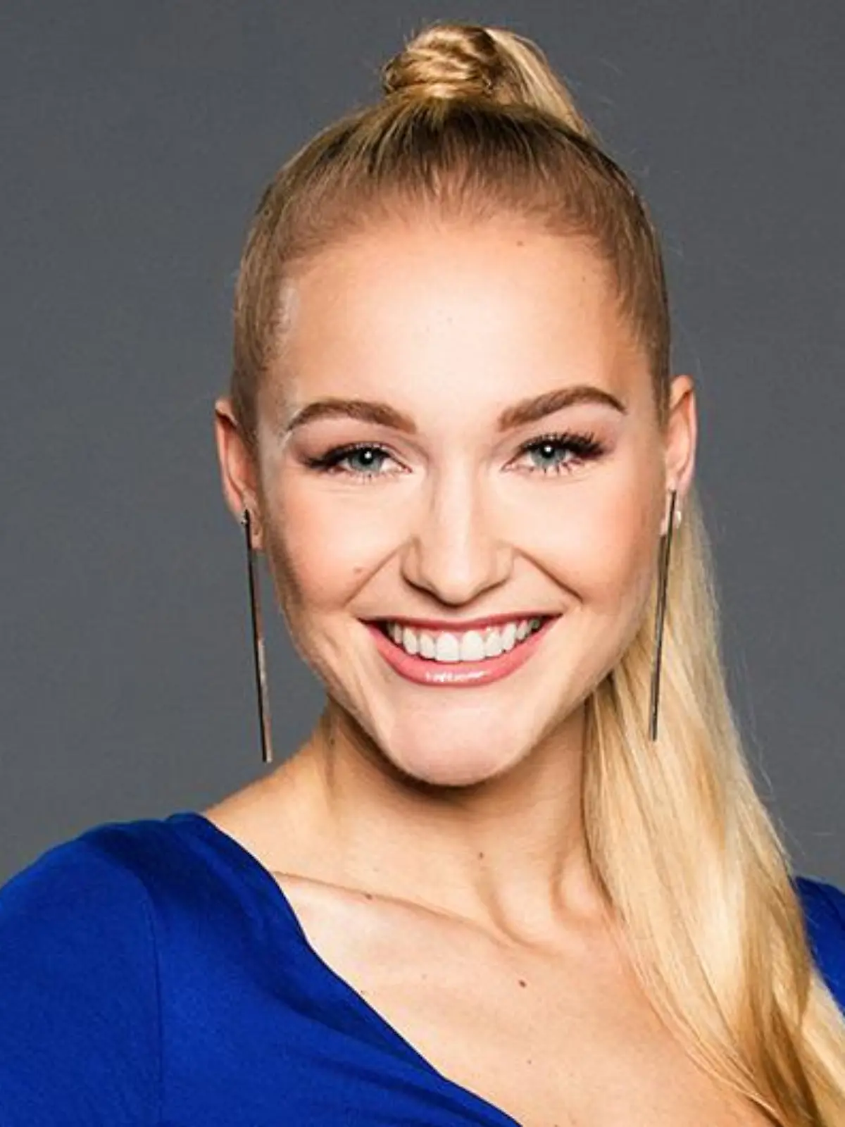 00Bachelor2018 Svenja 940x529