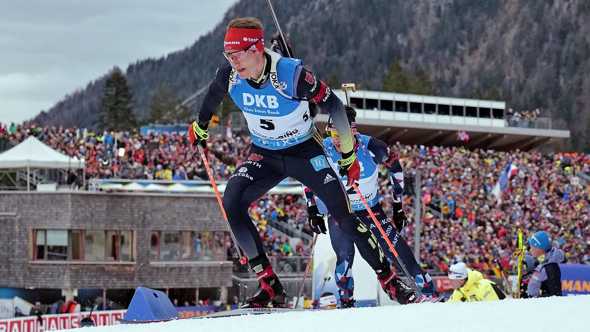 15.01.2023, xovx, Biathlon Weltcup, Herren - Massenstart 15 km v.l. Benedikt Doll Deutschland, Sturla Holm Laegreid Norwegen Ruhpolding Chiemgau-Arena Hessen Deutschland DE *** 15 01 2023, xovx, biathlon world cup, men mass start 15 km v l Benedikt Doll Germany , Sturla Holm Laegreid Norway Ruhpolding Chiemgau Arena Hesse Germany EN