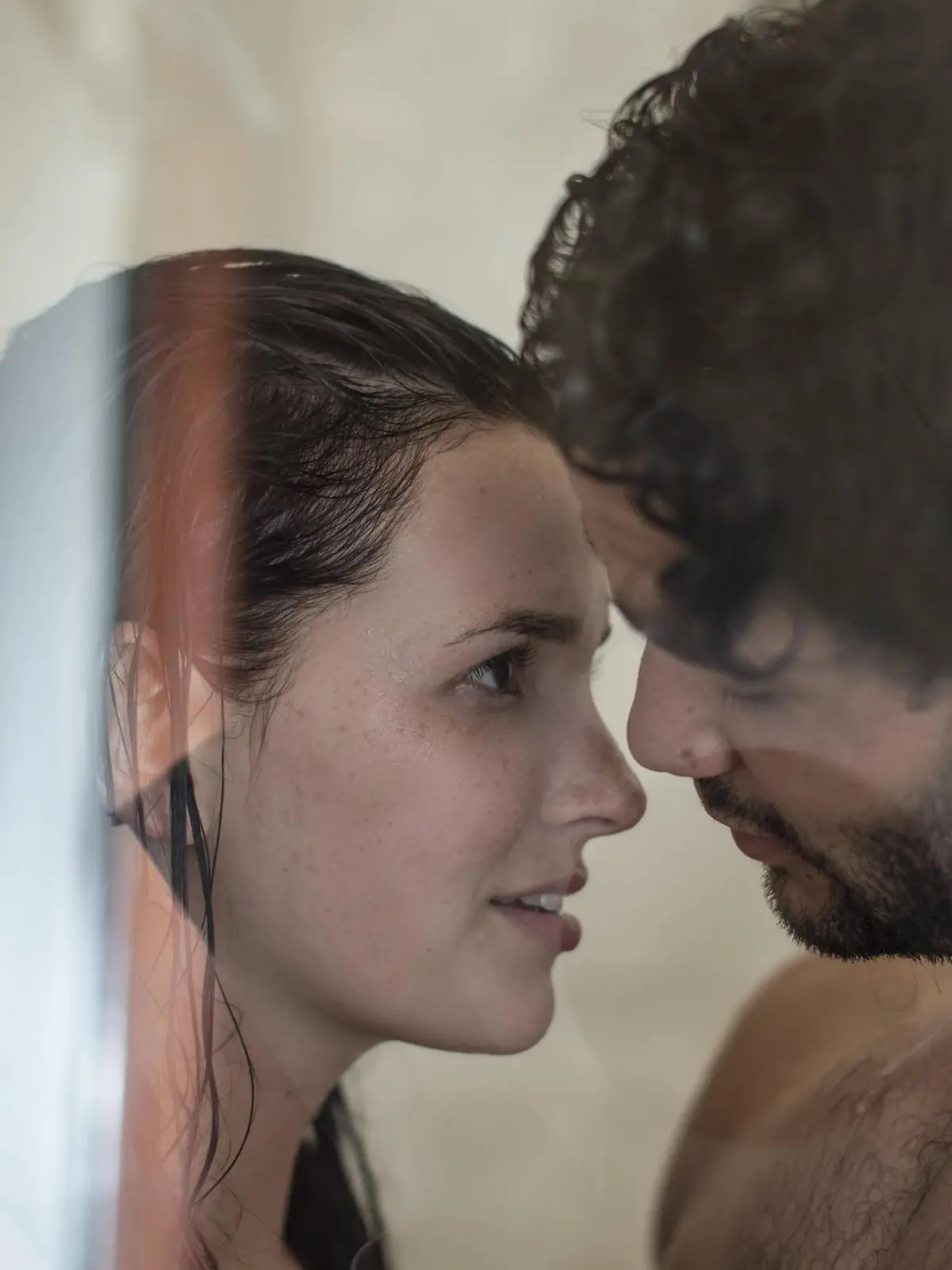 Bild zu: "Animalischer Spaß: die Hündchenstellung"