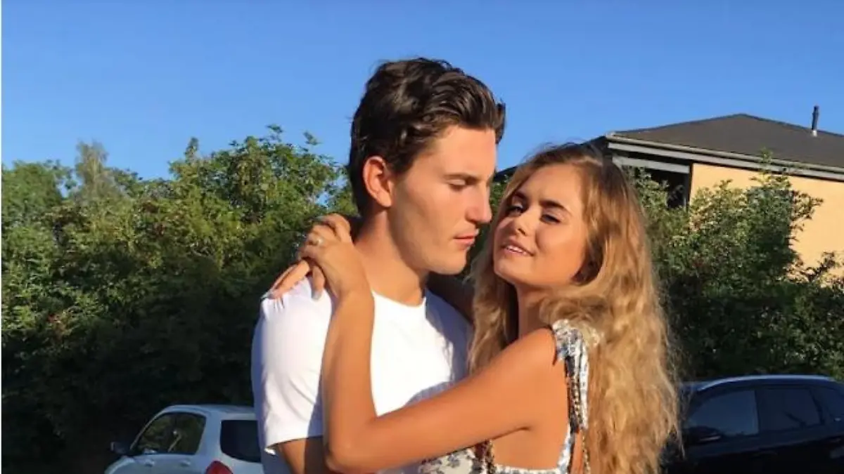Micks Laila mit Bundesliga-Star Jonas Wind (24)