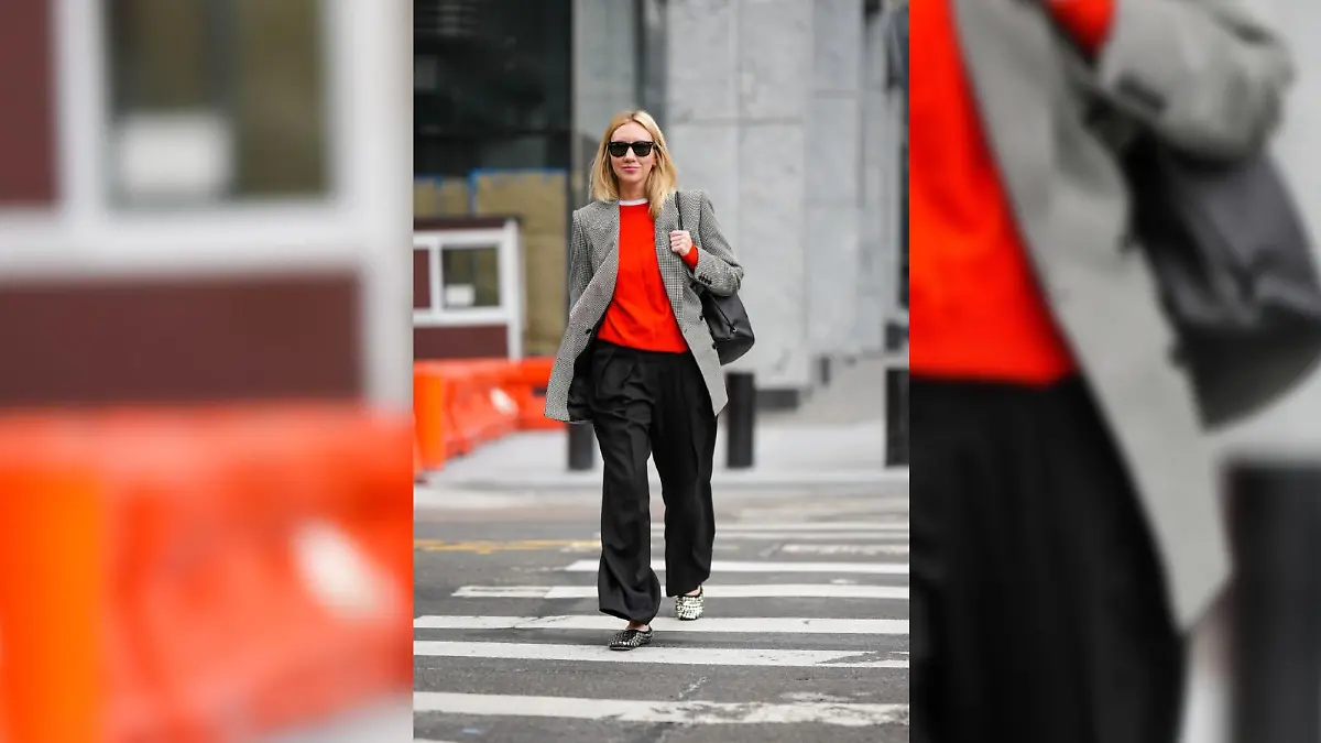 Dieser Streetstyle zeigt: Rot kann man perfekt in Szene setzen!