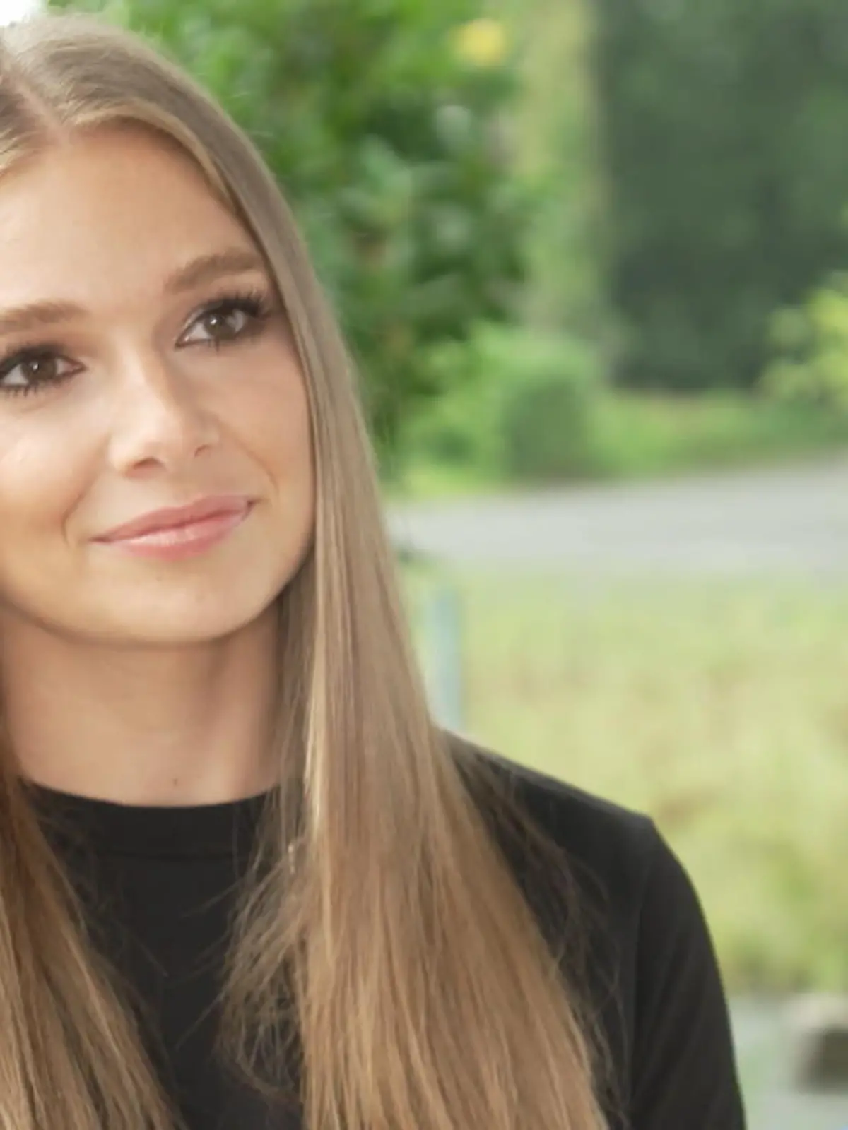 Lola Weippert geht ganz offen damit um: Sie ist in Therapie. Nicht nur alleine sondern auch mit Freund Eric. Und das obwohl die beiden glücklich sind. Oder sind sie gerade deshalb so glücklich weil sie zur Paartherapie gehen?