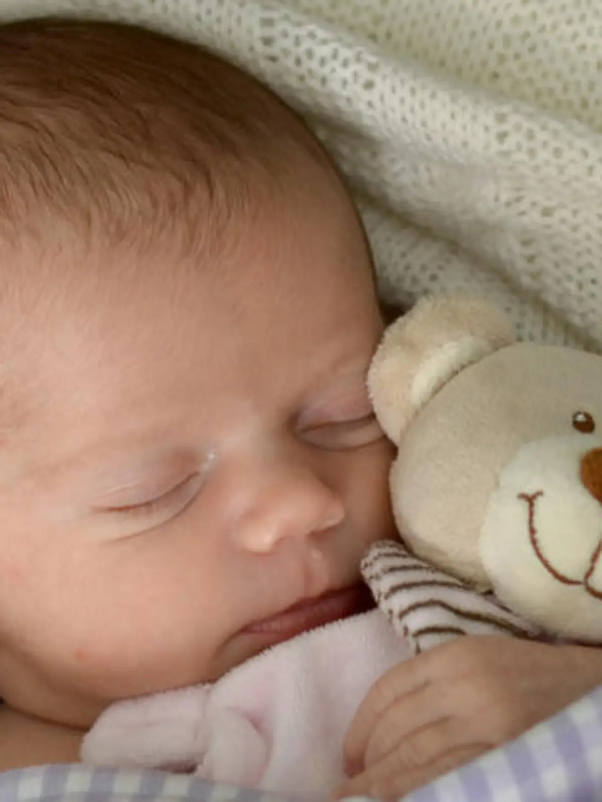 Bild zu: "Fünf Tipps, das Baby sanft an die Winterzeit zu gewöhnen"