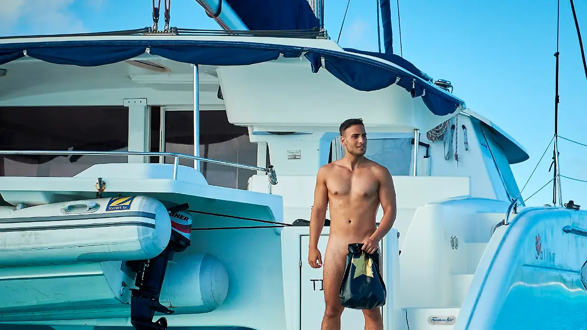 Folge 1: "Adam" Timur Ülker (28, Musiker, Schauspieler/ Scripted-Reality-Darsteller, Köln 50667) auf dem Weg zur "Insel der Versuchung"