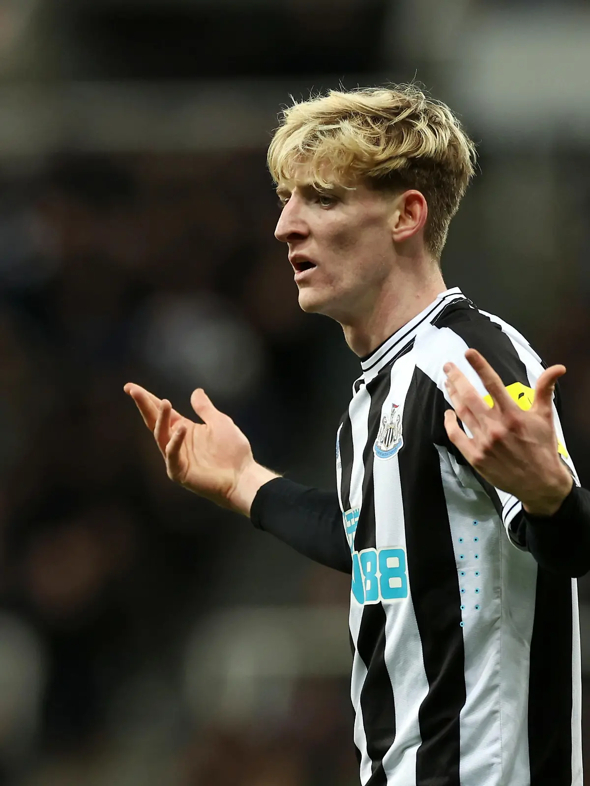NEWCASTLE UPON TYNE, ENGLAND - FEBRUARY 04: Anthony Gordon of Newcastle United reacts  during the Premier League match between Newcastle United and West Ham United at St. James Park on February 04, 2023 in Newcastle upon Tyne, England. (Photo by Ian MacNicol/Getty Images)