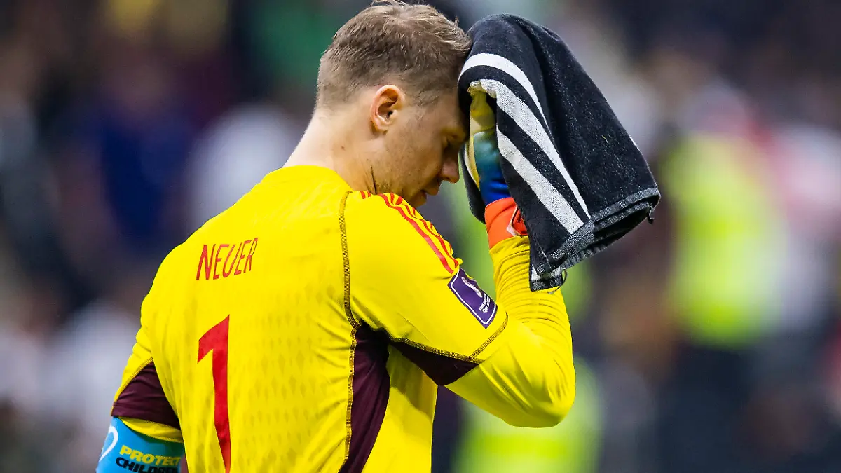 ARCHIV - 01.12.2022, Katar, Al-Chaur: Deutschlands Nationaltorwart Manuel Neuer hat einen Rücktritt aus der Nationalmannschaft vorerst ausgeschlossen (zu dpa: «Neuer schließt Rücktritt aus Nationalmannschaft aus») Foto: Tom Weller/dpa +++ dpa-Bildfunk +++