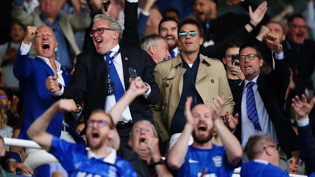 Birmingham City v Leeds United - Sky Bet Championship - St. Andrew s Left to right, Birmingham City chairman Tom Wagner, CEO Garry Cook, co-owner Tom Brady and director Matt Alvarez celebrate in the stands during the Sky Bet Championship match at St. Andrew s, Birmingham. Picture date: Saturday August 12, 2023. EDITORIAL USE ONLY No use with unauthorised audio, video, data, fixture lists, club/league logos or live services. Online in-match use limited to 120 images, no video emulation. No use in betting, games or single club/league/player publications. PUBLICATIONxNOTxINxUKxIRL Copyright: xMikexEgertonx 73309508