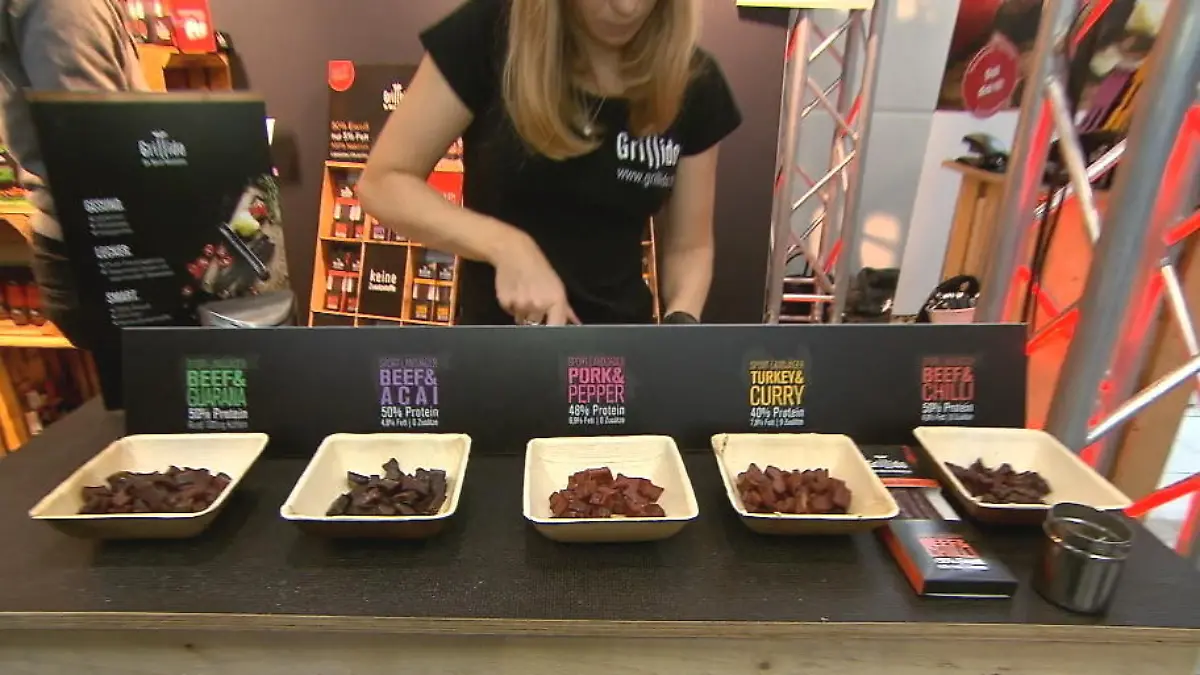 Food-Trends auf der Anuga: DAS soll schmecken? Koffein-Wurst, Seetang-Kekse und Co.
