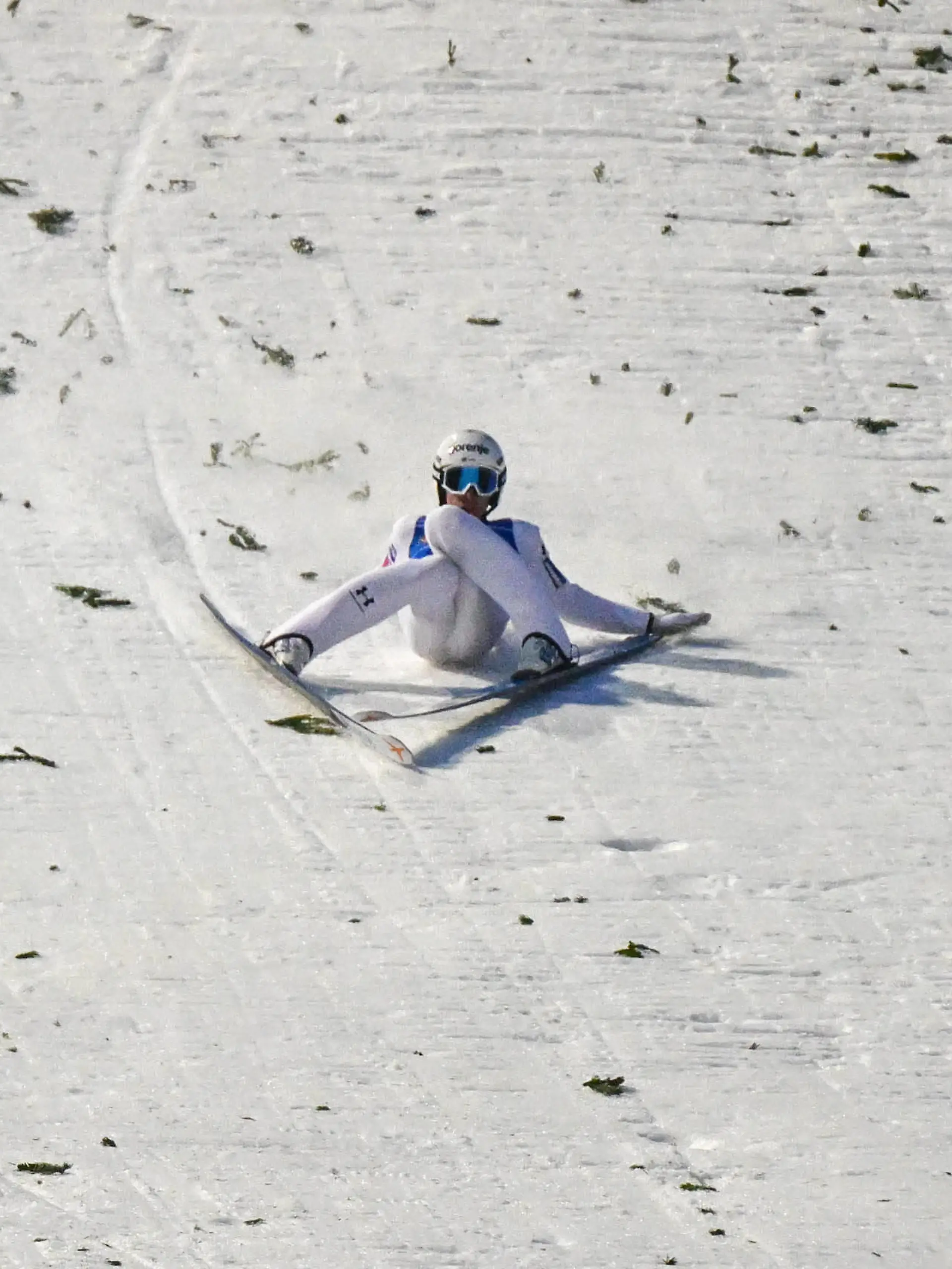 NORDIC SKIING - FIS WC Willingen WILLINGEN,GERMANY,03.FEB.23 - NORDIC SKIING, Ski jumping, Skispringen, Ski, nordisch - FIS World Cup, large hill, mixed team event. Image shows Timi Zajc SLO. Keywords: crash. PUBLICATIONxNOTxINxAUTxSUIxSWE GEPAxpictures/xOliverxLerch