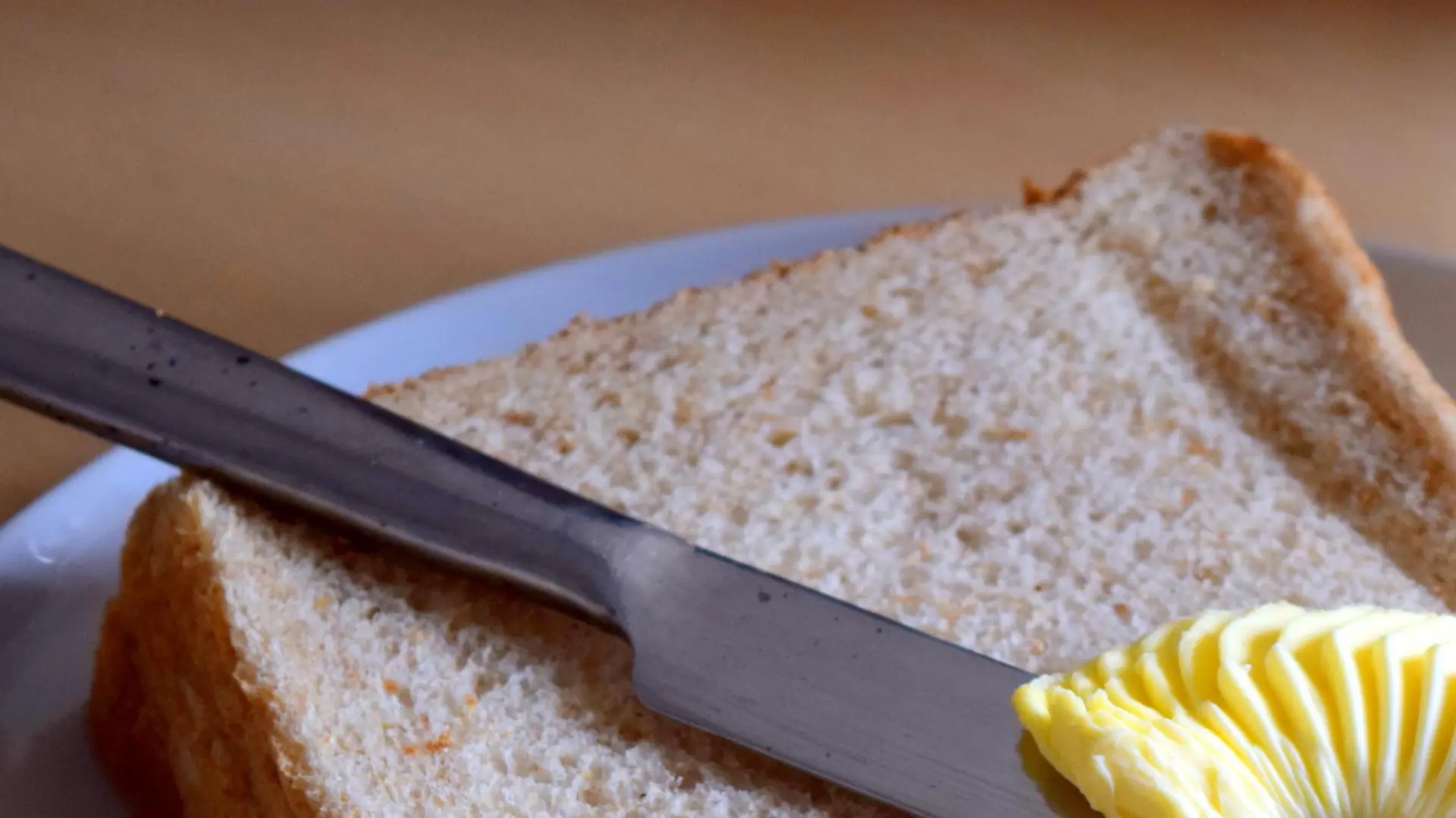 Magarine auf Brot