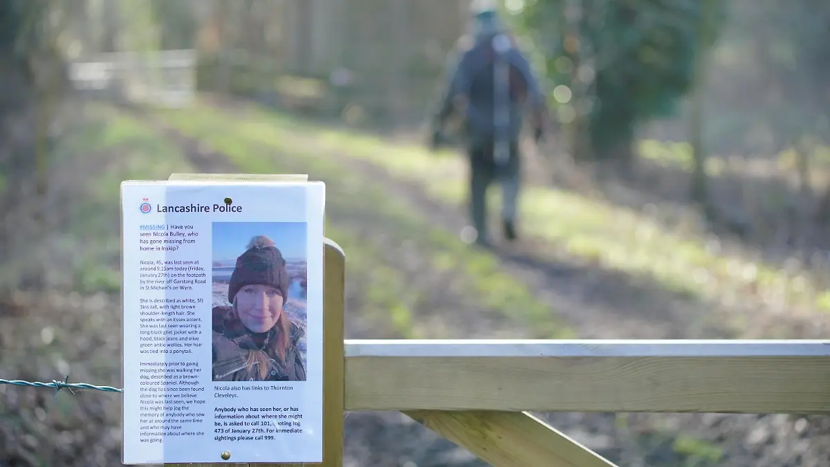 Nicola Bulley missing. A missing person notice attached to a gate in St Michael's on Wyre, Lancashire, where officers from Lancashire Police are searching for Nicola Bulley, 45, from Inskip, Lancashire, who was last seen on the morning of Friday January 27, when she was spotted walking her dog on a footpath by the River Wyre. Picture date: Monday January 30, 2023. Searches have been carried out by Lancashire Police using drones and police dogs over the weekend, with support from Lancashire Fire and Rescue Service, Bowland Pennine Mountain Rescue team and the North West Underwater Search Team. See PA story POLICE Bulley. Photo credit should read: Peter Byrne/PA Wire URN:70794055