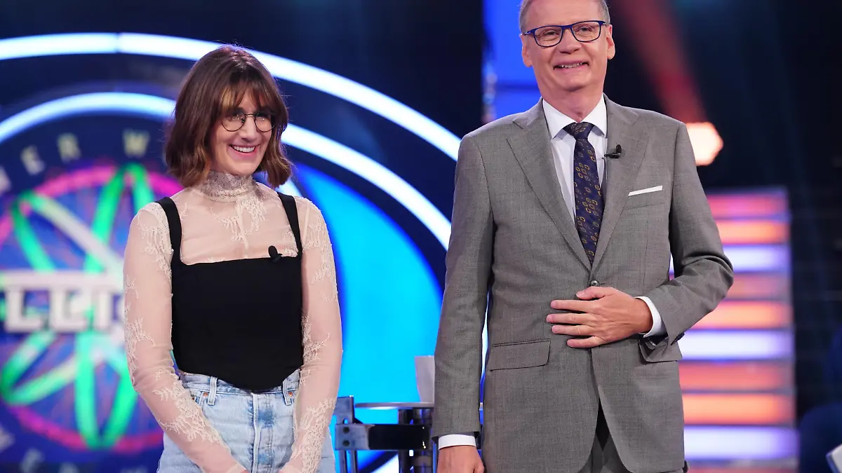 Achtung! Sperrfrist für alle Medien bis Mo., 06.02.2023., 23:20 Uhr!

Günther Jauch mit Anita Kavajin aus München

Die Verwendung des sendungsbezogenen Materials ist nur mit dem Hinweis und Verlinkung auf RTL+ gestattet.
