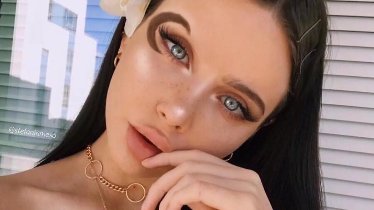 Moon Brows