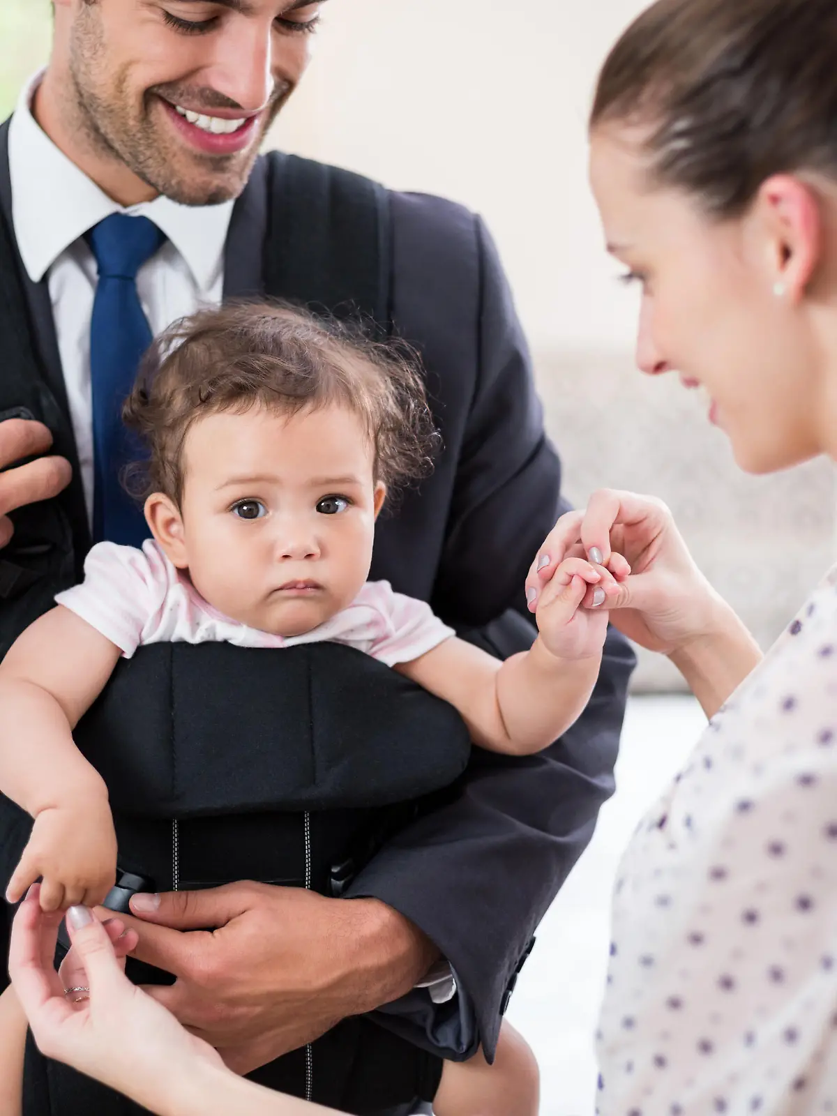 Geschäftsmann mit Baby und Frau