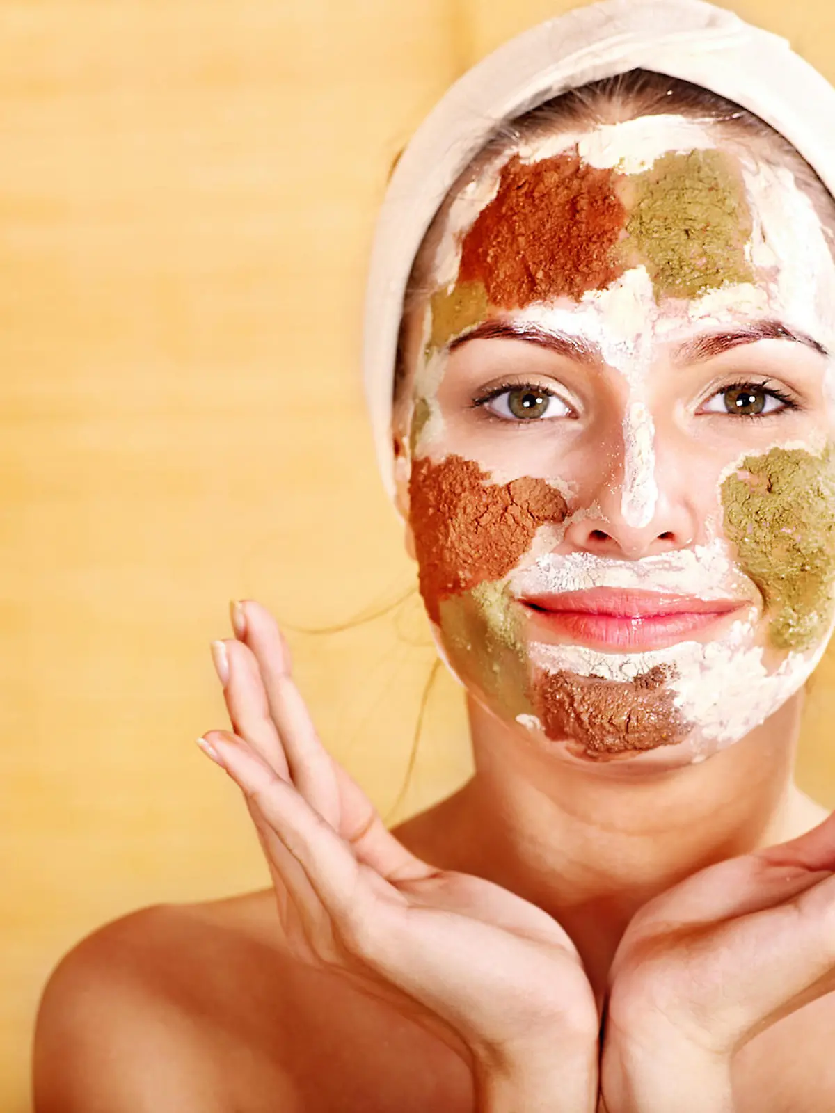 Natural homemade clay  facial masks at home . 