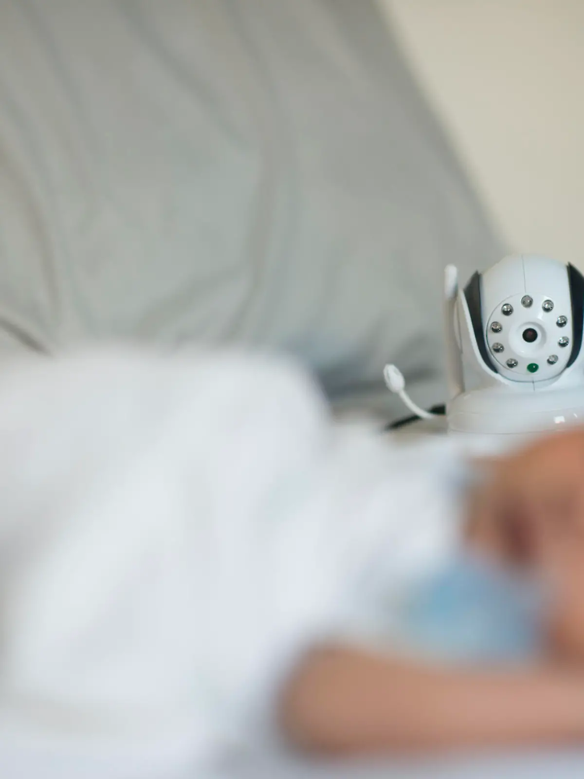 Babyphone neben Baby