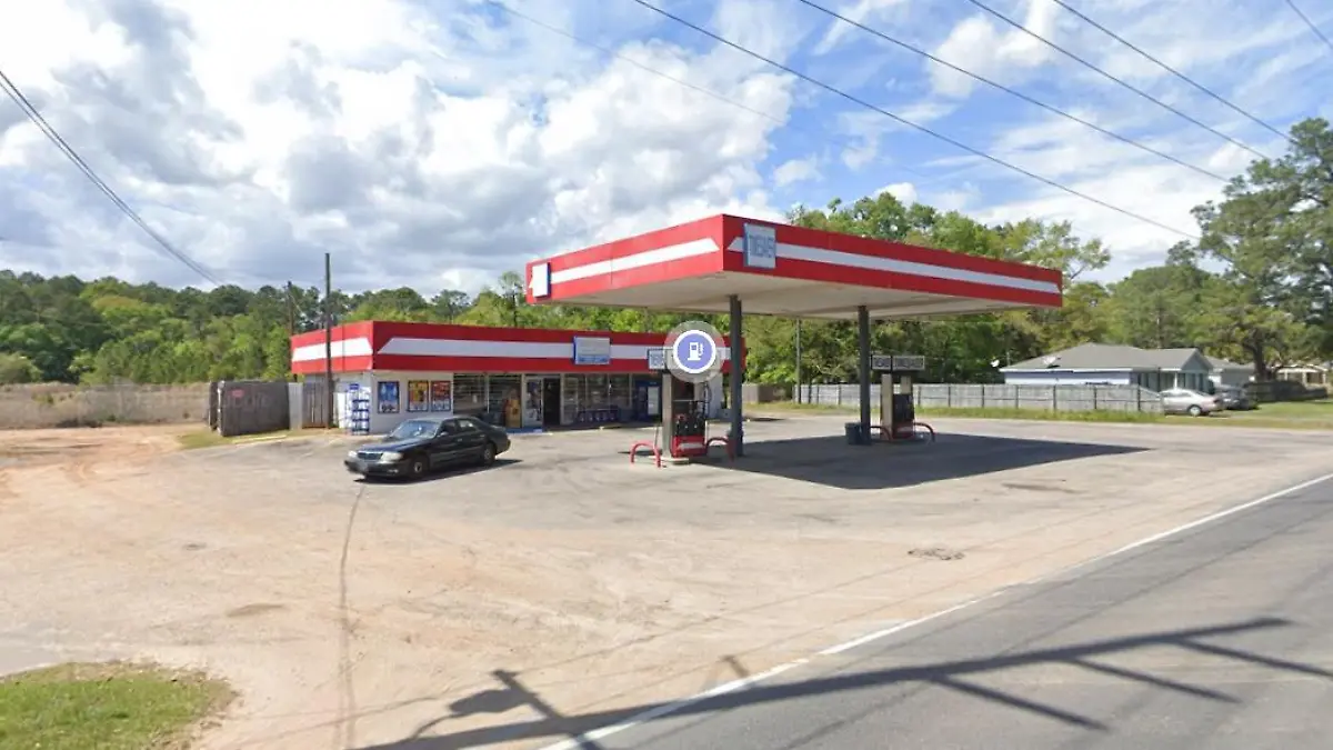 An dieser Tankstelle im US-Bundesstaat Alabama fanden Autofahrer einen abgetrennten Penis.