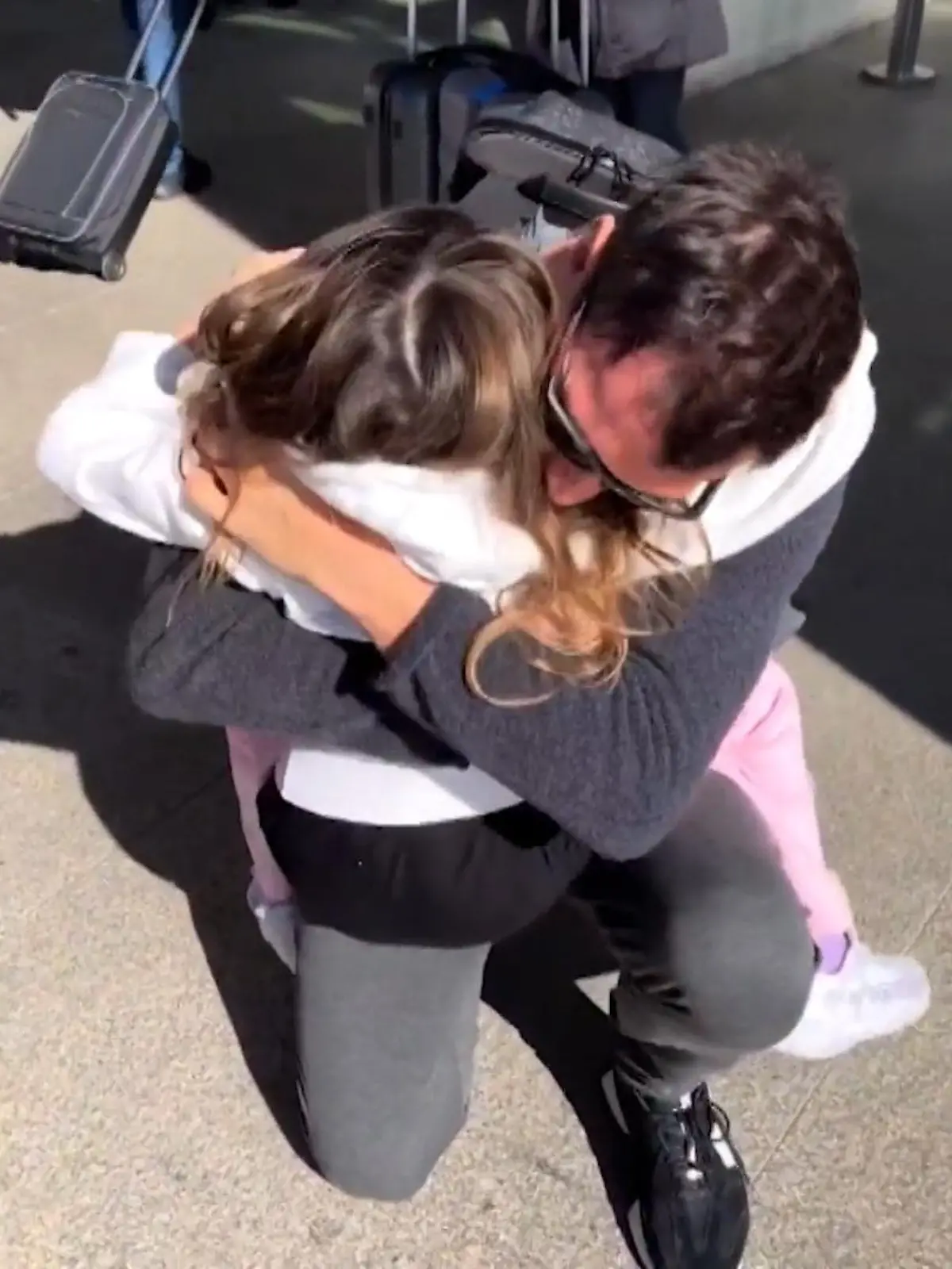 Lucas und Sophia Cordalis sehen sich nach dem Dschungelcamp endlich wieder.