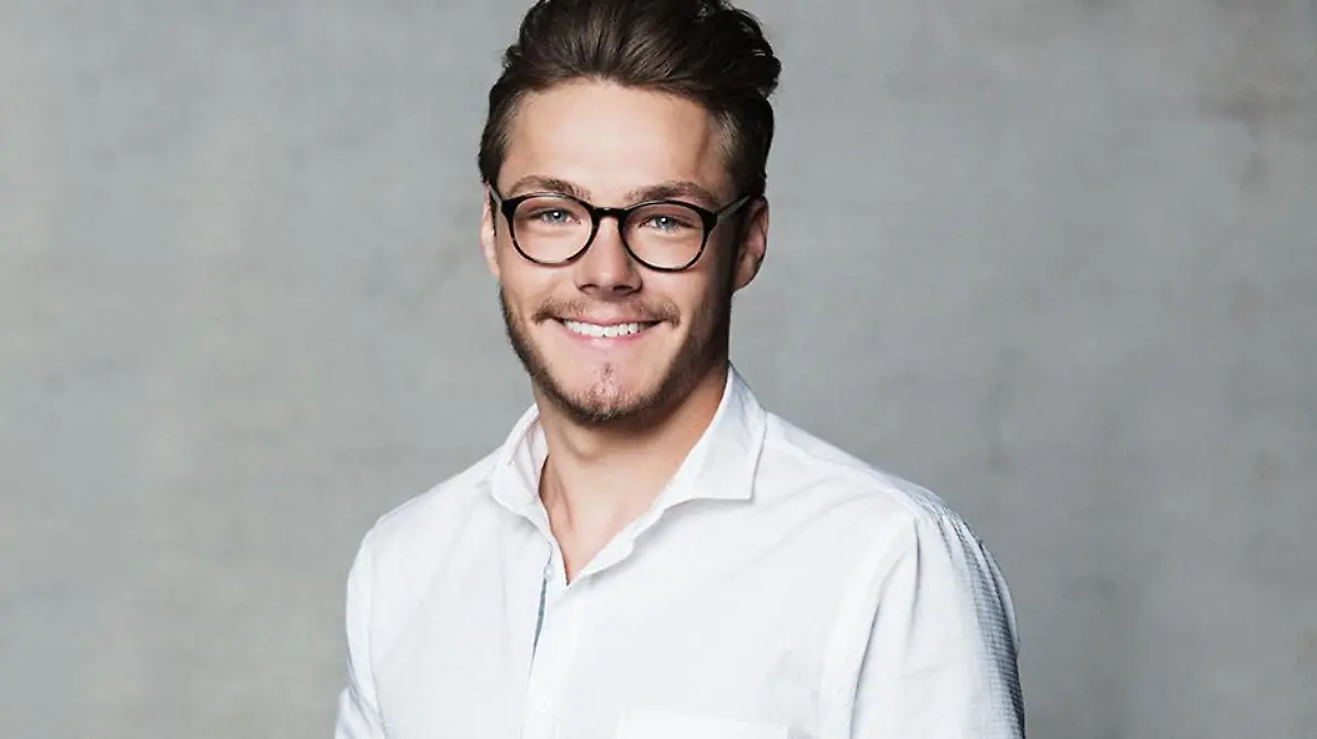 260517 bachelorette michael 940x529.png