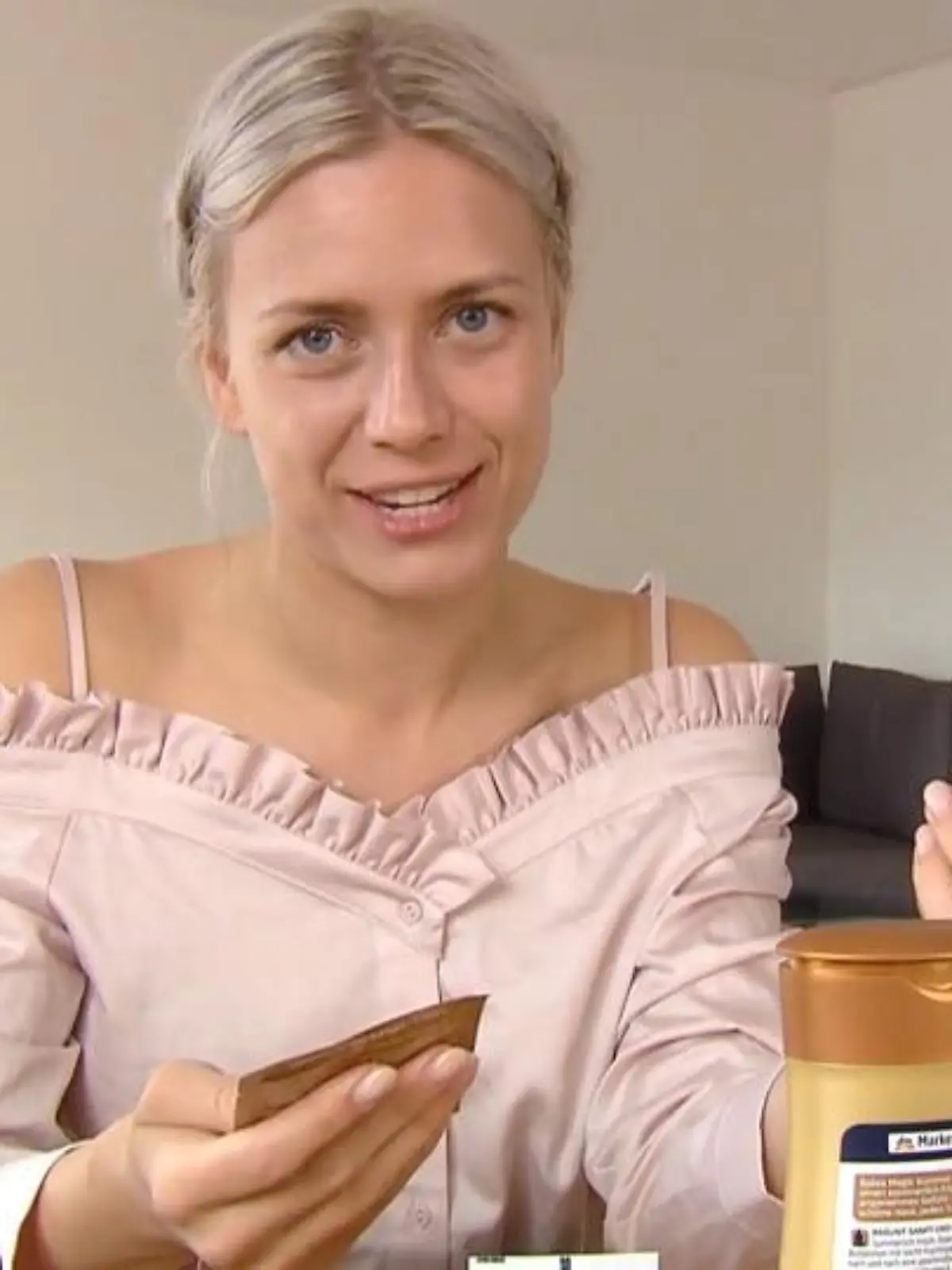 Bild zu: "Selbstbräunermaske fürs Gesicht"