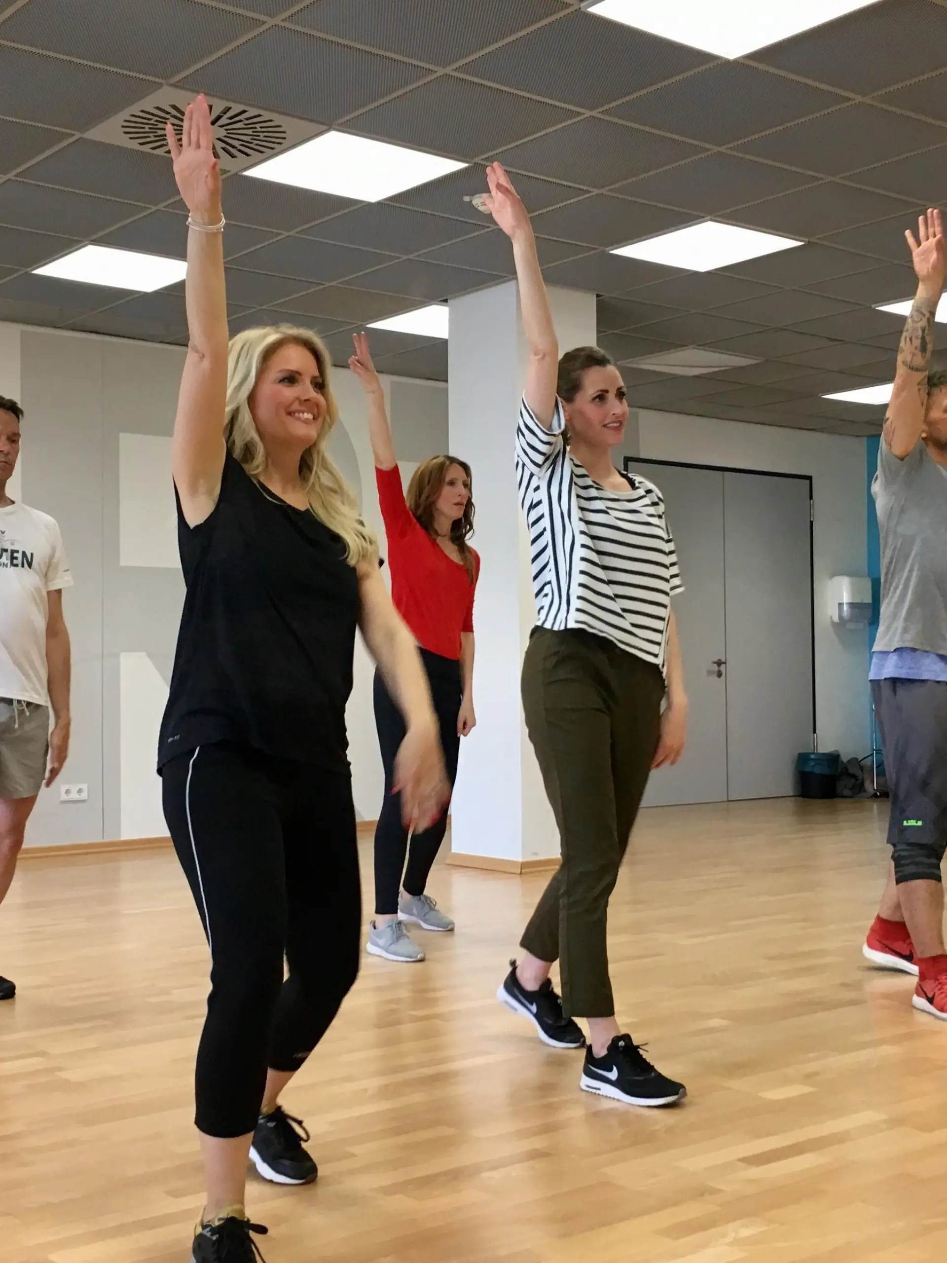 Let's Dance Lets Dance Staffel 10 Happy Dance RTL-Stars
