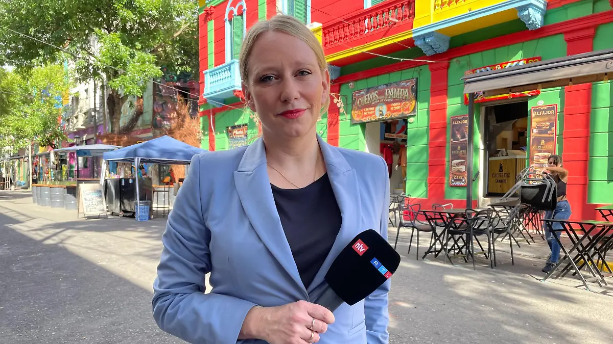 RTL-Politik-Chefreporterin Nadine to Roxel hat den Kanzler auf seiner Südamerika-Reise begleitet.