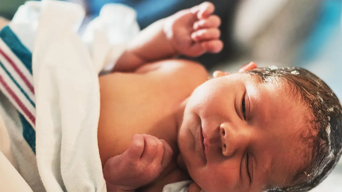 Baby kommt auf die Welt