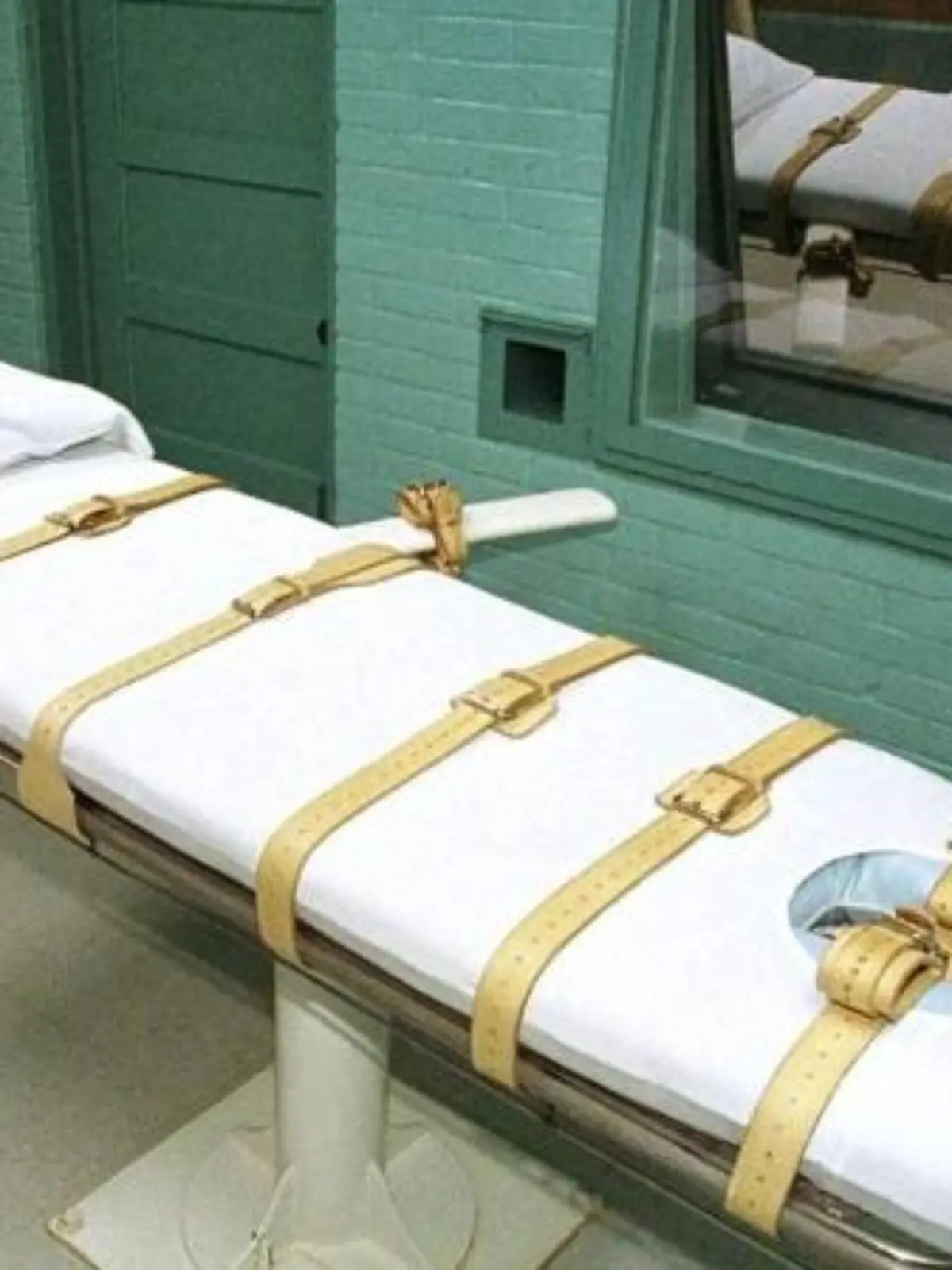 Hinrichtungszelle in einem US-Gefängnis: In Kansas ist ein 74-Jähriger wegen tödlicher Angriffe auf jüdische Einrichtungen zum Tod durch eine Giftspritze verurteilt worden. Foto: Paul Buck/Archiv
