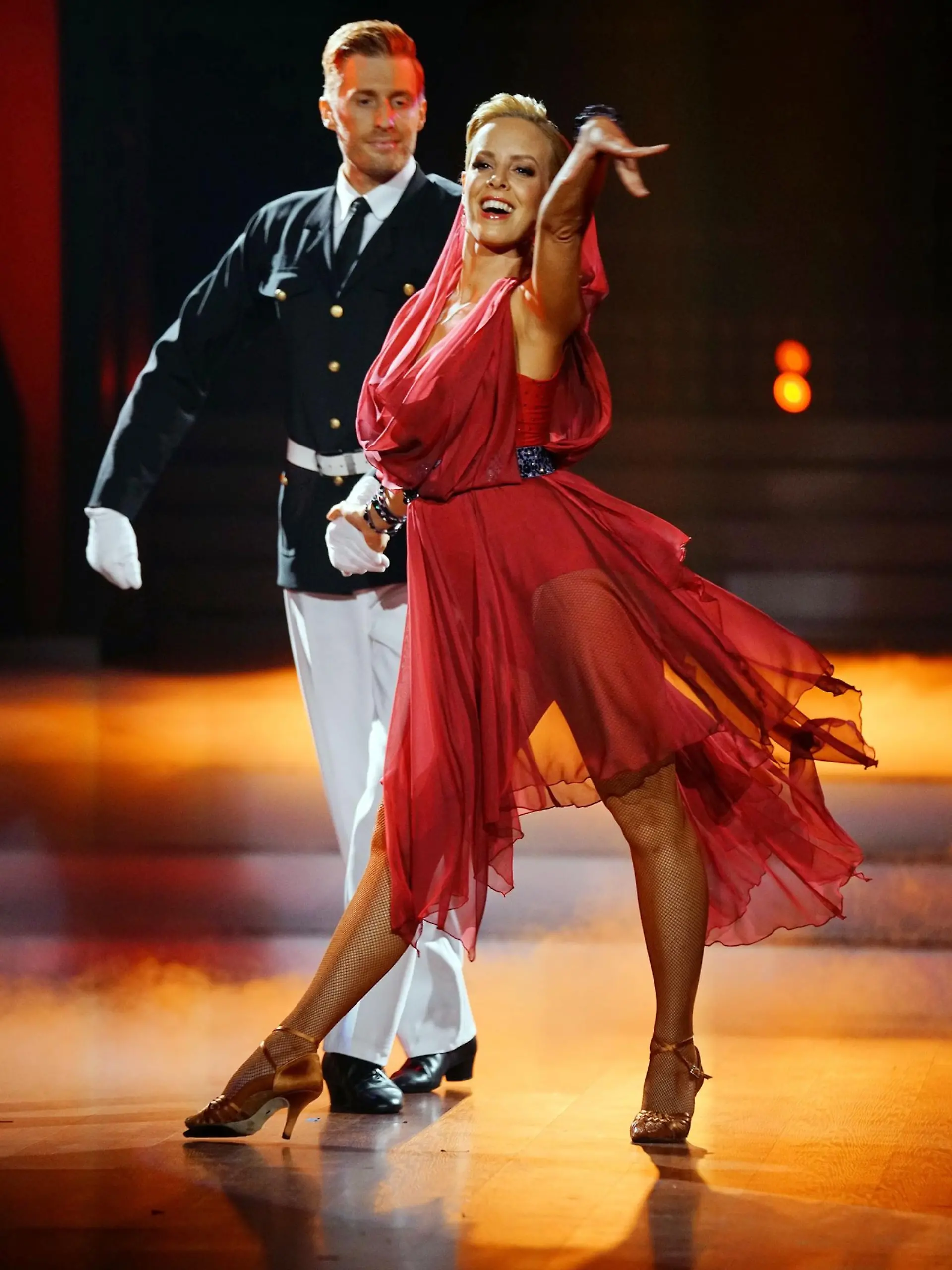 Maximilian Arland und Isabel Edvardsson
Verwendung der Bilder für Online-Medien ausschließlich mit folgender Verlinkung:"Alle Infos zu "Let´s Dance" im Special bei RTL.de: http://www.rtl.de/cms/sendungen/lets-dance.html