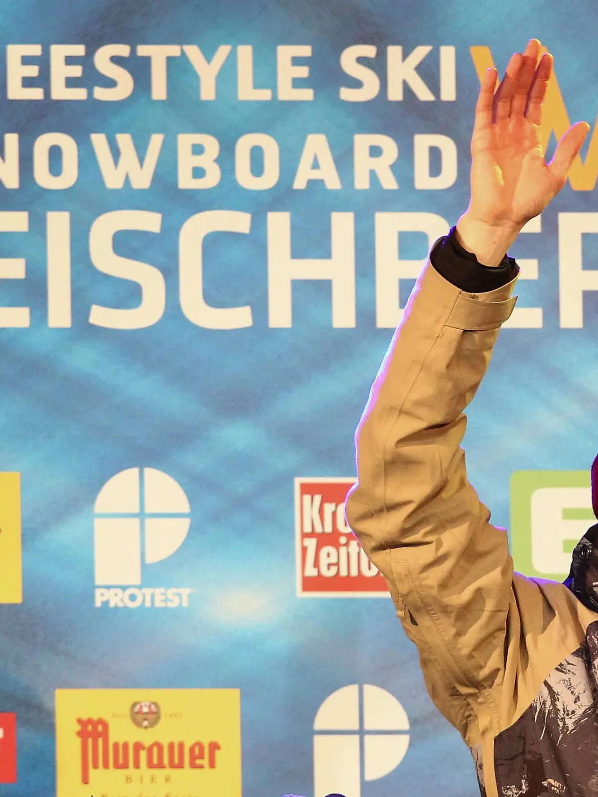 SNOWBOARD, FREESTYLE SKIING - FIS WC 2015 SANKT GEORGEN OB MURAU,AUSTRIA,22.JAN.15 - FREESTYLE SKIING - FIS Freestyle Ski and Snowboard World Championships Kreischberg 2015, Ski Halfpipe, award ceremony. Image shows Kyle Smaine (USA). PUBLICATIONxINxGERxHUNxONLY

Snowboarding Freestyle Skiing FIS WC 2015 Sankt Georgen whether Murau Austria 22 Jan 15 Freestyle Skiing FIS Freestyle Ski and Snowboarding World Championships Kreischberg 2015 Ski Halfpipe Award Ceremony Image Shows Kyle  USA