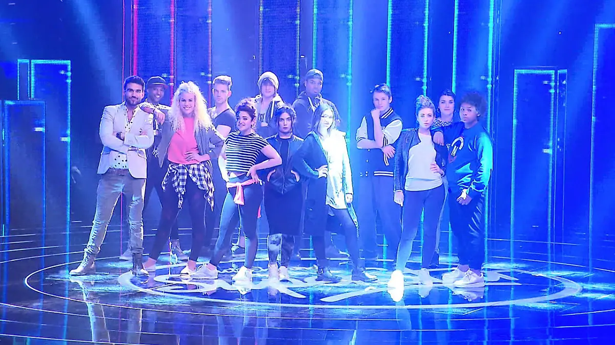 Die Kandidaten erstmals auf großer Bühne DSDS geht live - der Countdown läuft