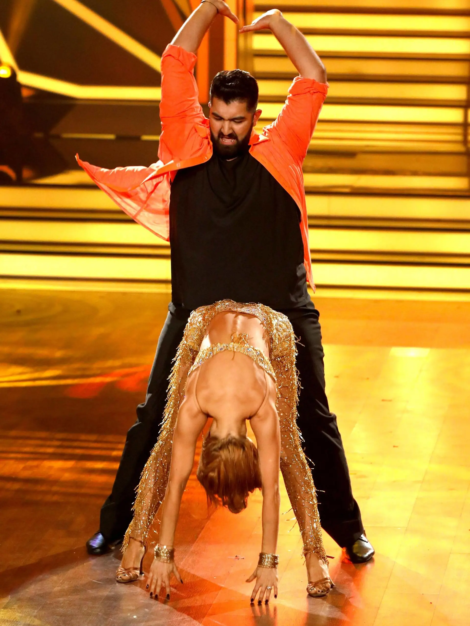 Faisal Kawusi und Oana Nechiti in der 4. Live Show der 10. Staffel der RTL-Tanzshow Let s Dance im MMC Coloneum. Köln, 07.04.2017 Foto:xC.xHardtx/xFuturexImage

Faisal Kawusi and Oana Nechiti in the 4 Live Show the 10 Season the RTL Dance show Let S Dance in MMC Coloneum Cologne 07 04 2017 Photo XC  xFuturexImage  