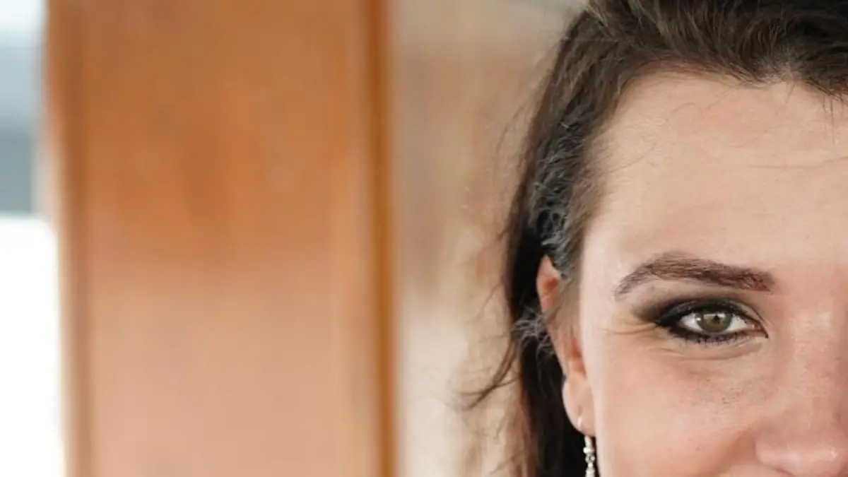 Angelika Ewa Turo aus Duisburg mit ihrer Tochter Luna.