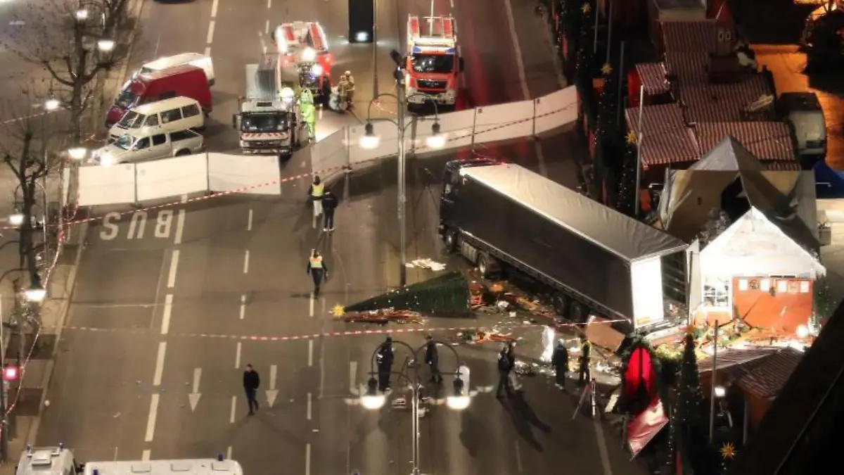 Anschlag mit Lastwagen auf Berliner Weihnachtsmarkt