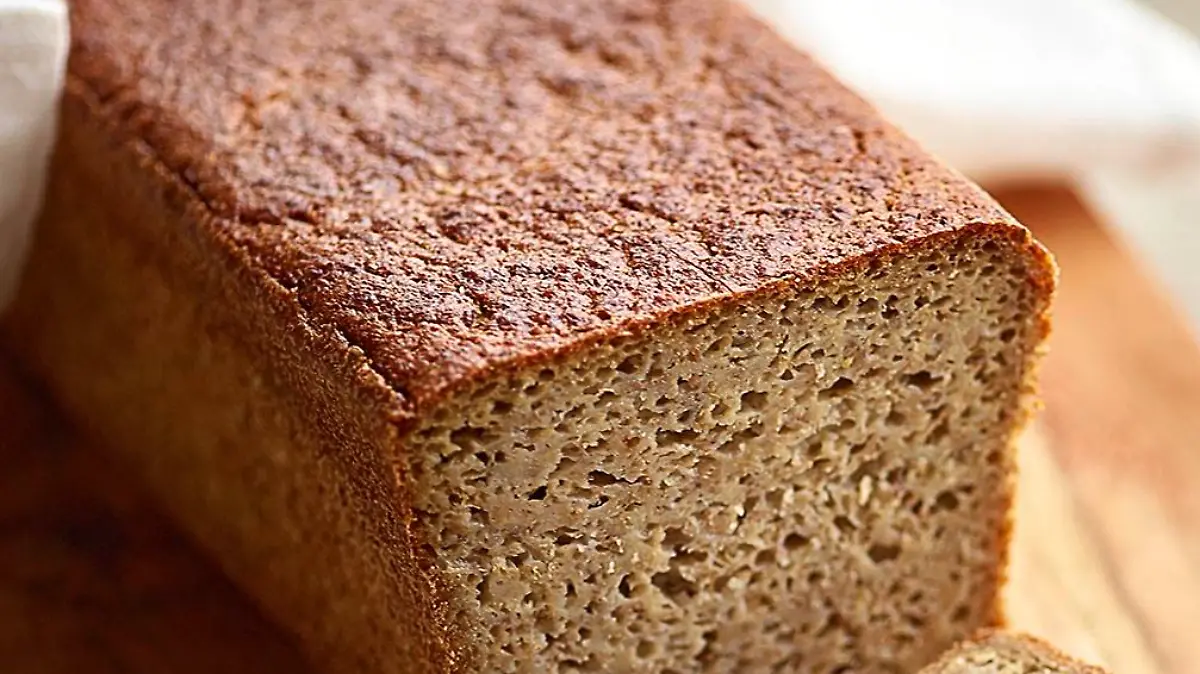 Glutenfreies Mais-Mischbrot.jpg
