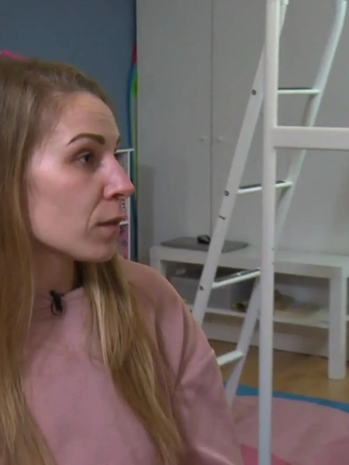 Bild zu: "Mutter sucht seit drei Jahren Wohnung"